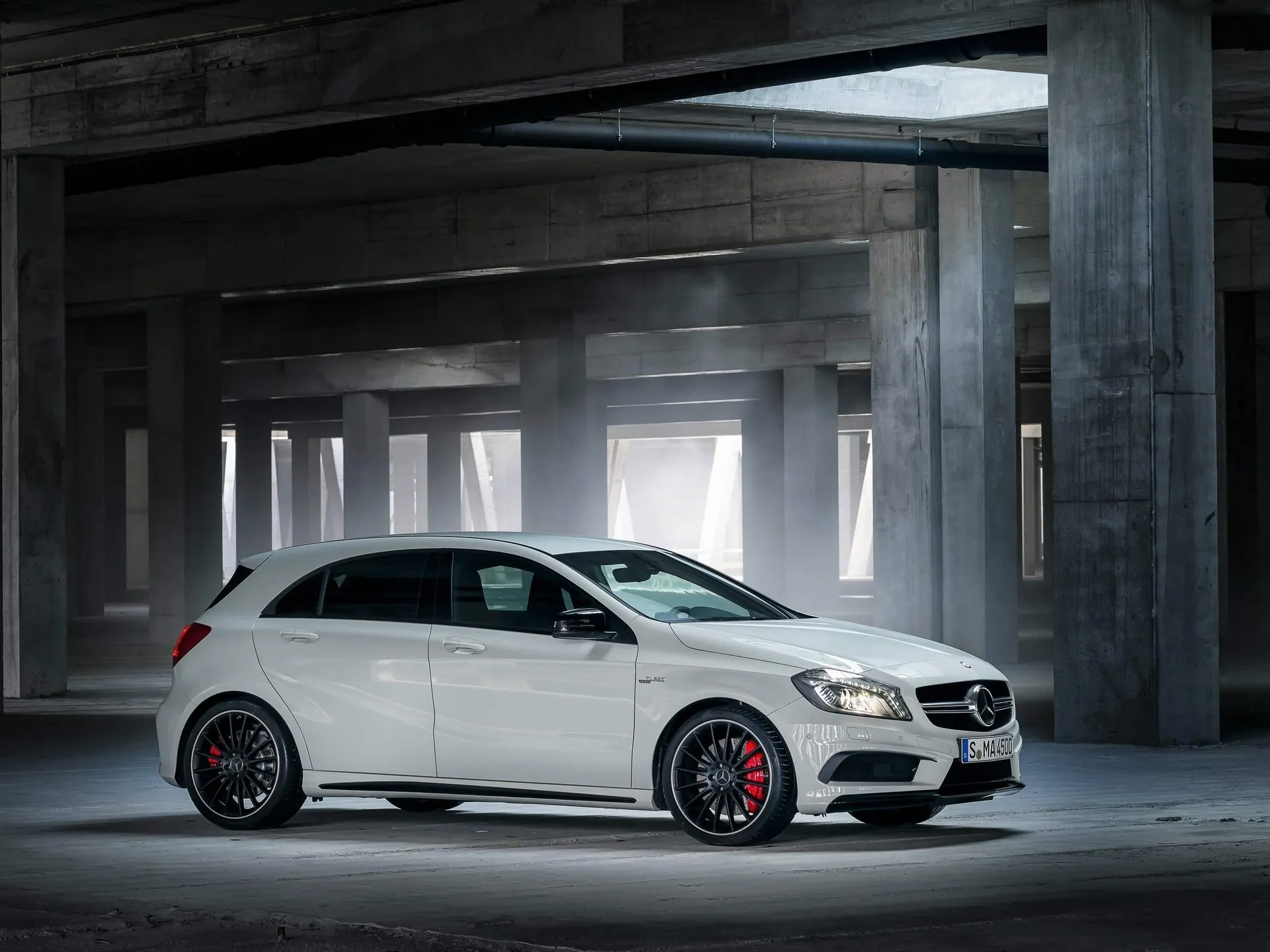 Mercedes-Benz A45 AMG (2014)