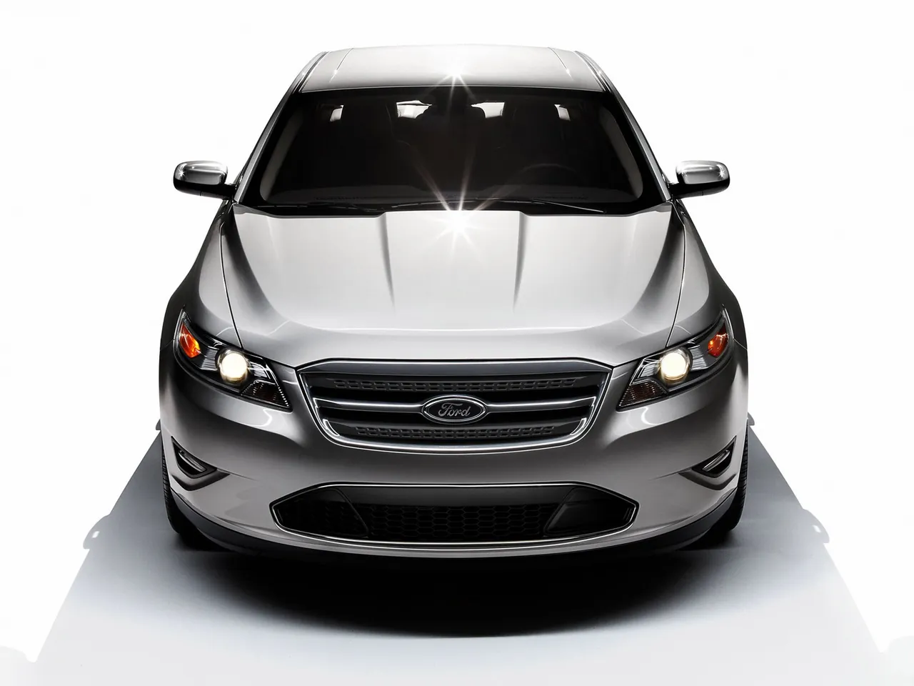 Ford Taurus (2010) – zepředu