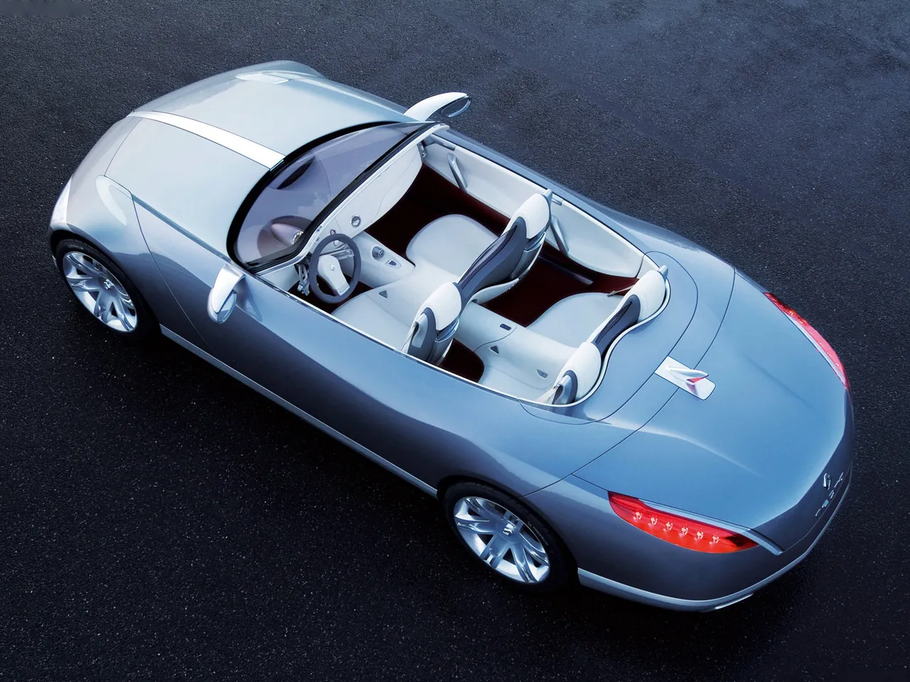 Renault Nepta Concept (2006) – zadní tříčtvrteční pohled