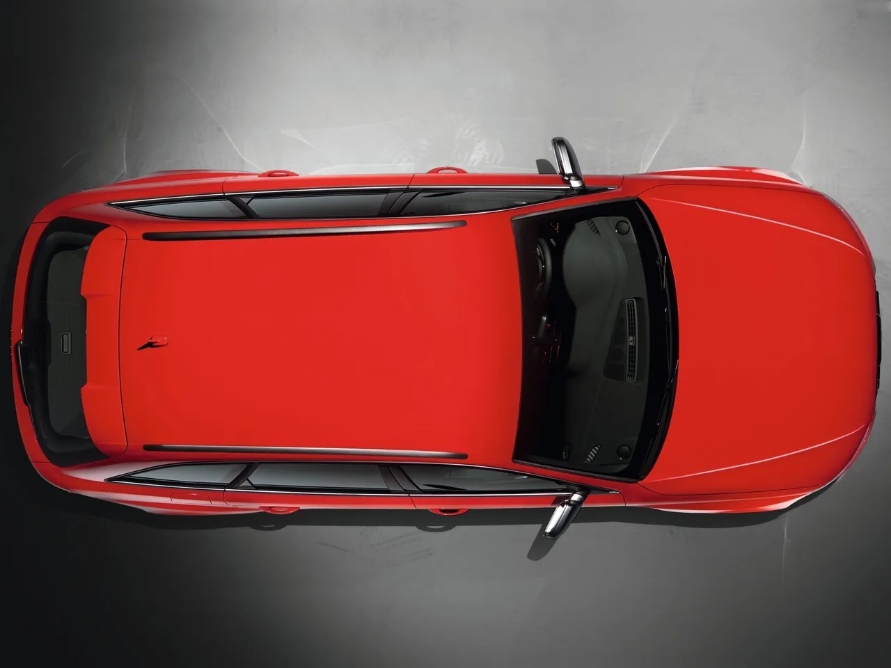 Audi RS4 Avant (2013) – pohled shora