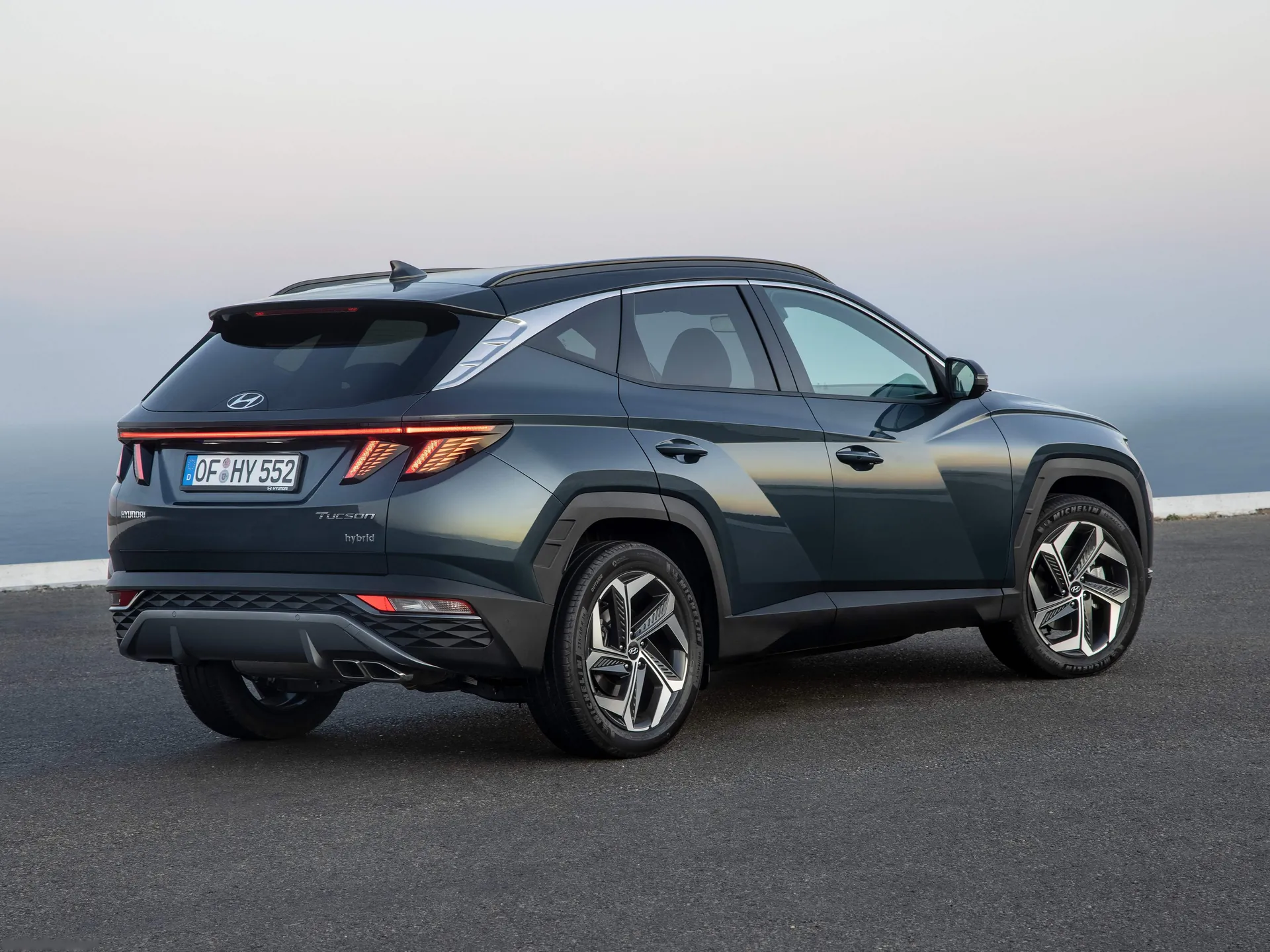 Hyundai Tucson (2021) – zadní tříčtvrteční pohled