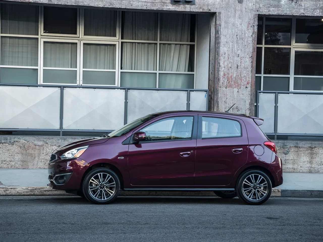Mitsubishi Mirage GT (2017) - Side Profile