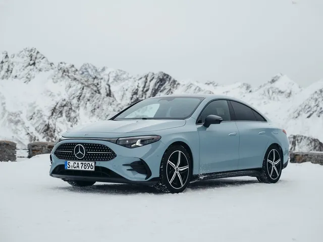 Mercedes-Benz CLA hybrid (2026)