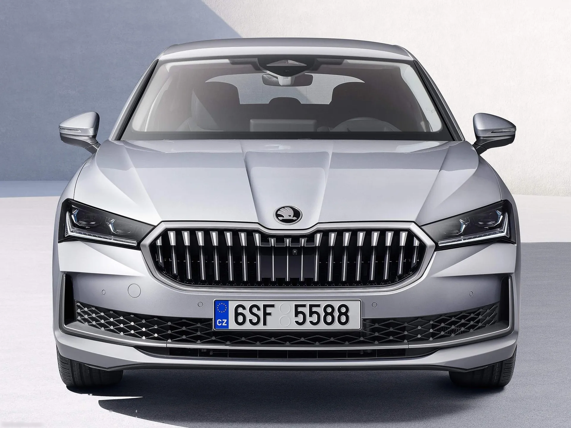 Skoda Superb (2024) – zepředu