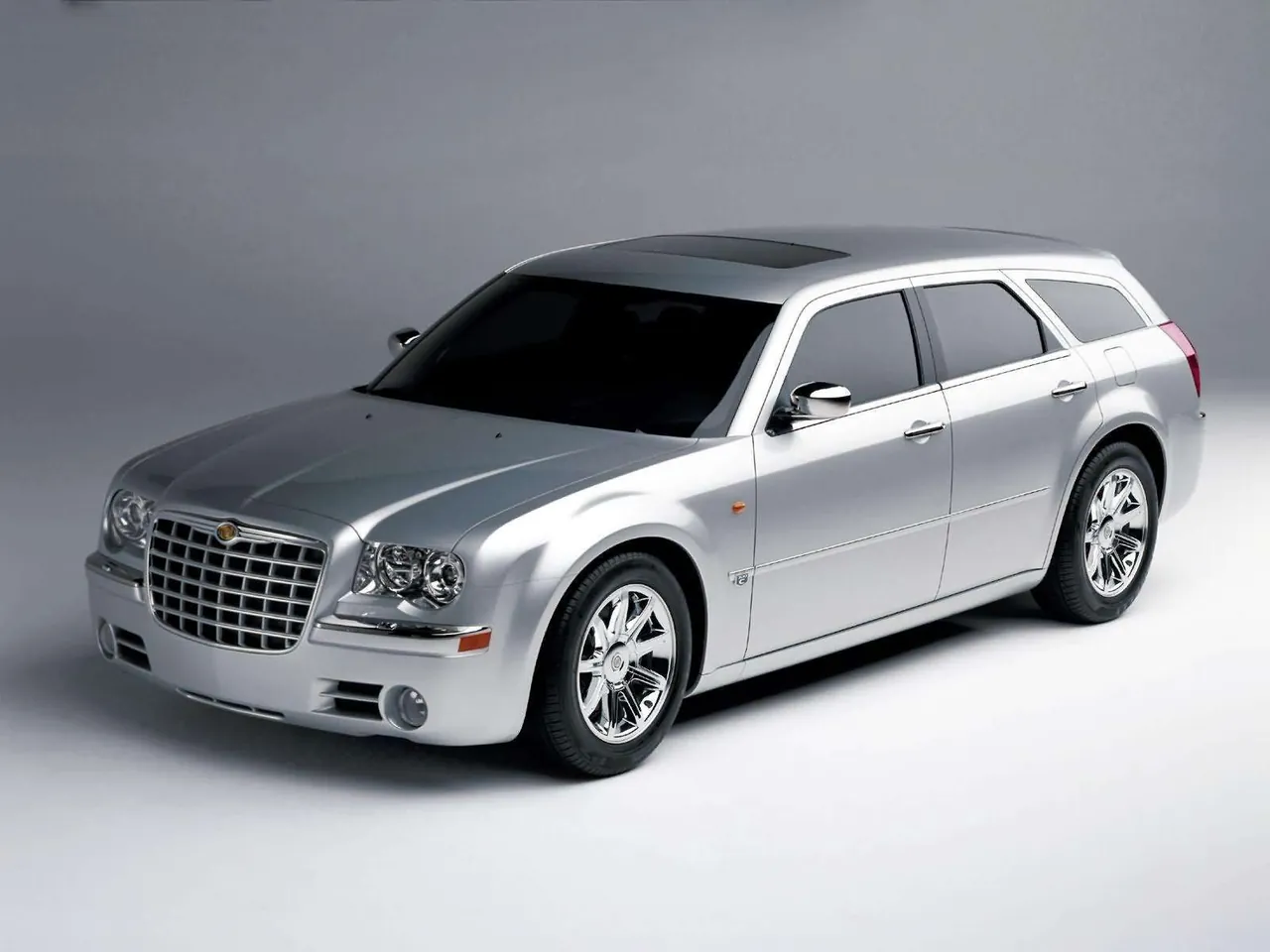 Chrysler 300C Touring Concept (2003)