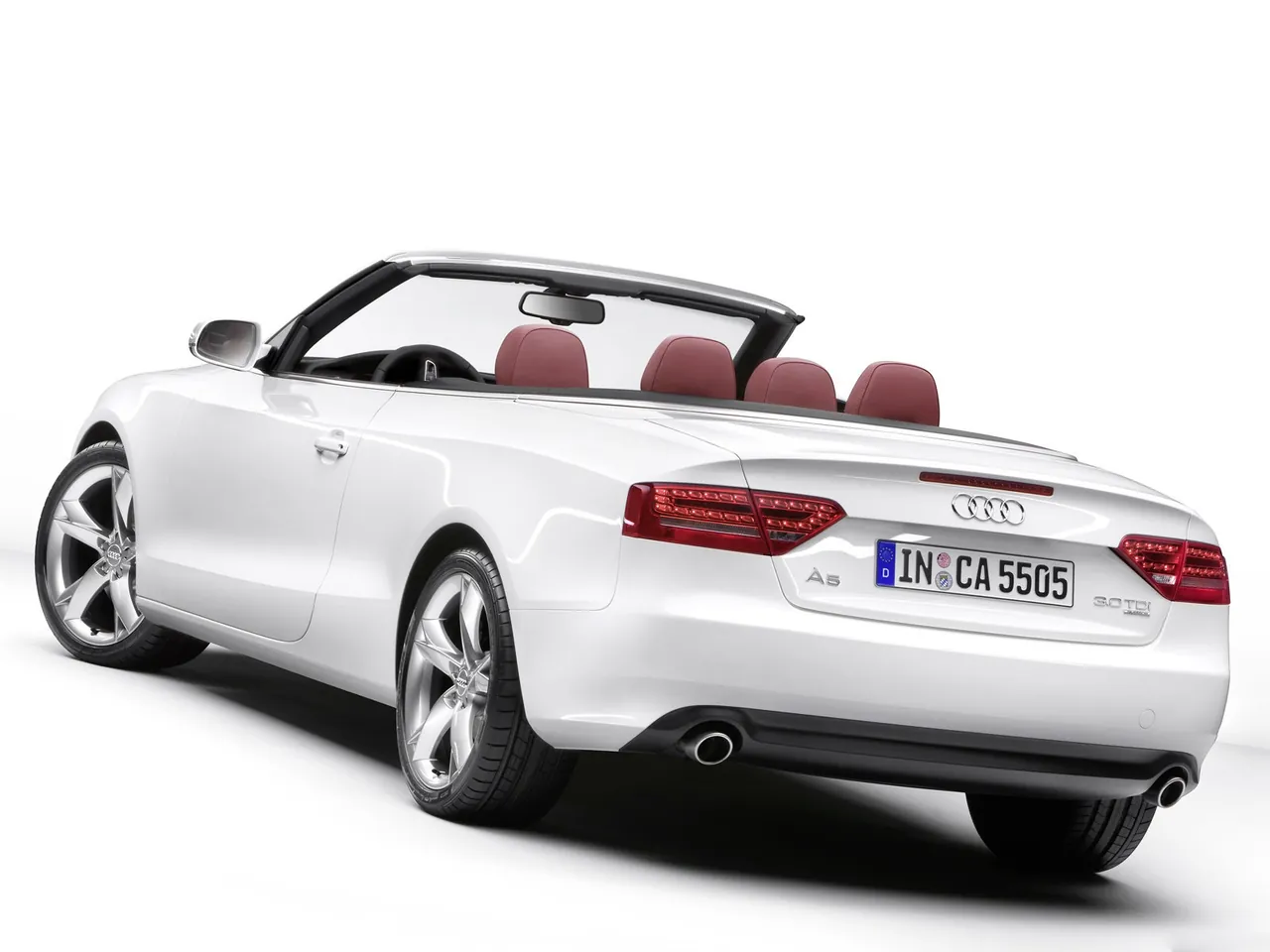 Audi A5 Cabriolet (2010) – zadní tříčtvrteční pohled