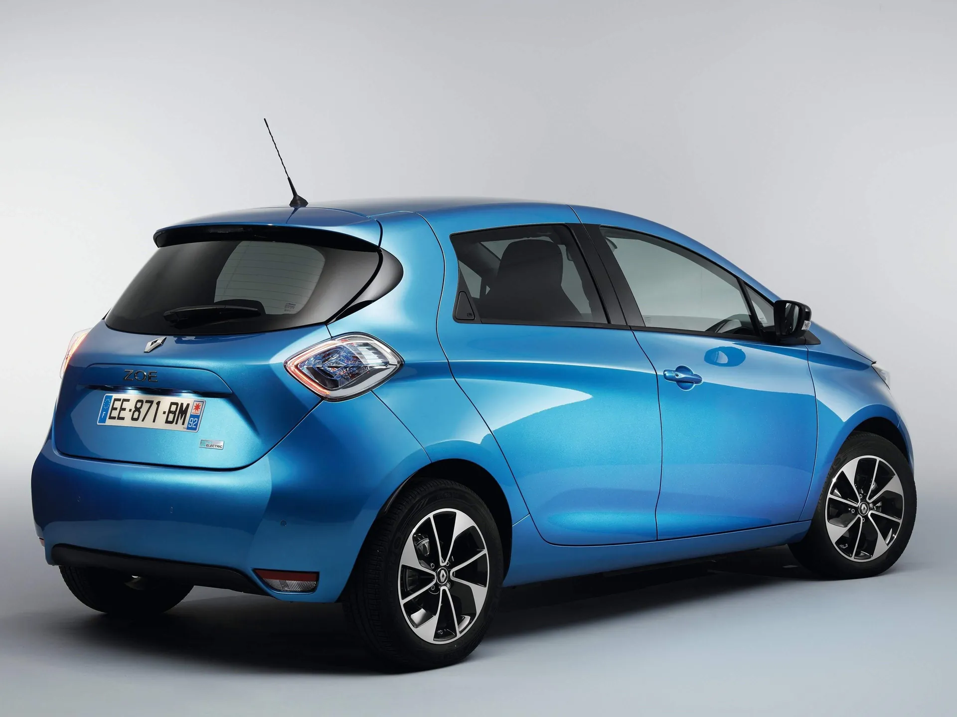 Renault Zoe (2017) - Rear Three-Quarter