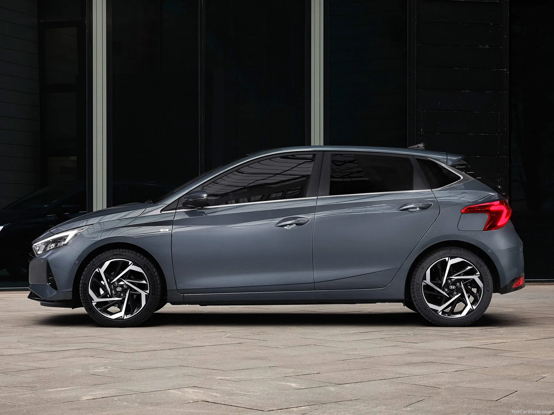 Hyundai i20 (2021) - Side Profile