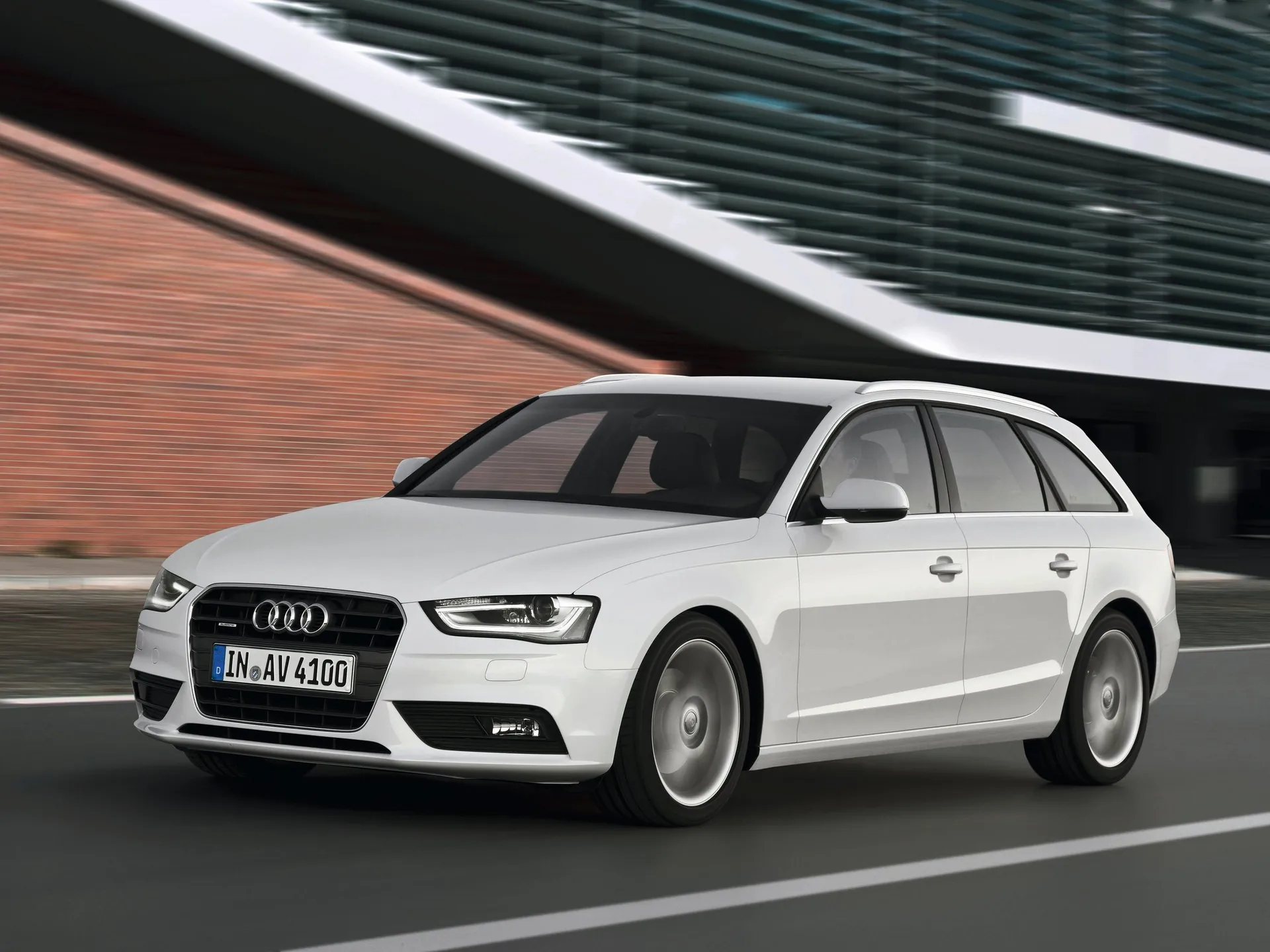 Audi A4 Avant (2013)
