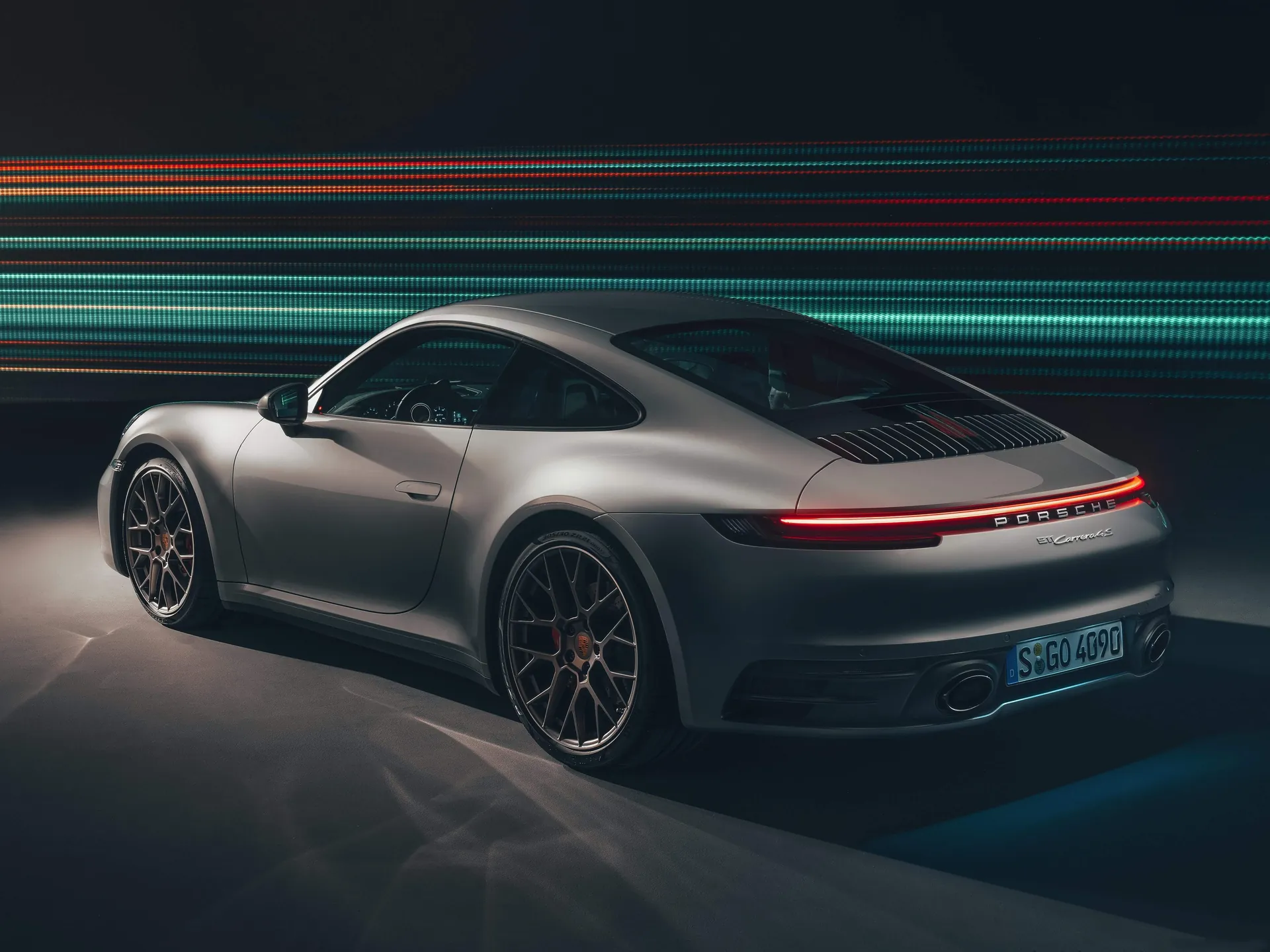 Porsche 911 Carrera 4S (2019) – zadní tříčtvrteční pohled