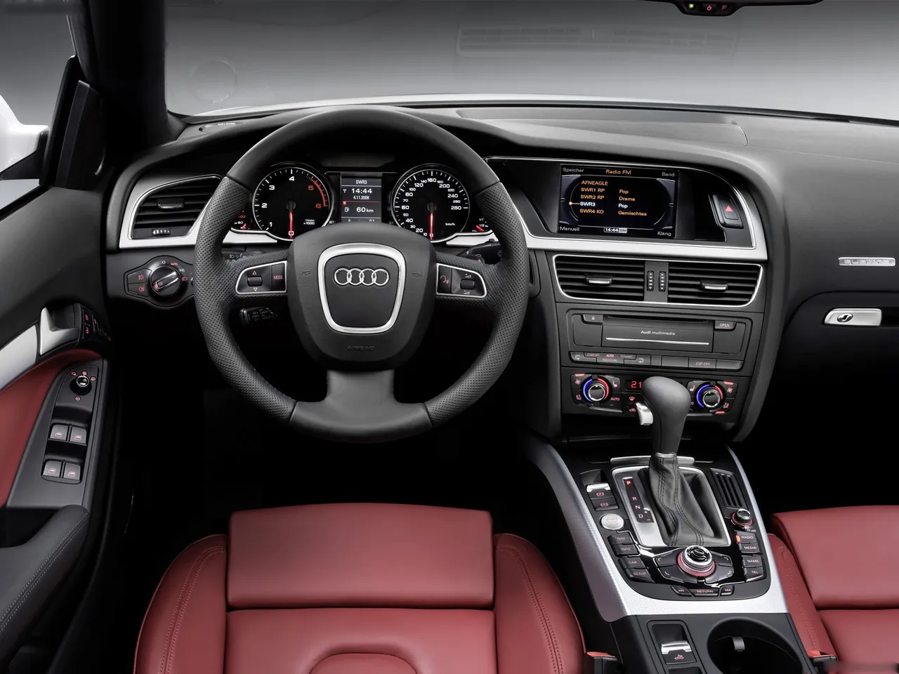 Audi A5 Cabriolet (2010) – interiér