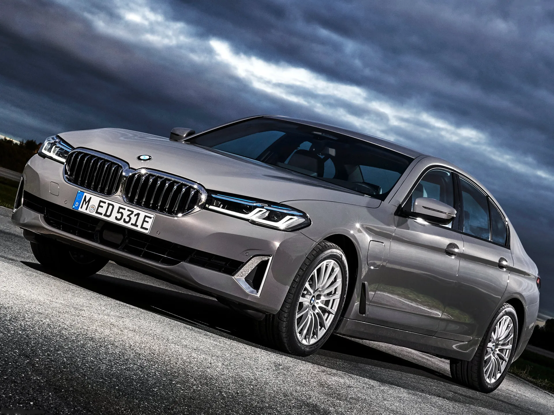 BMW 5-Series (2021)