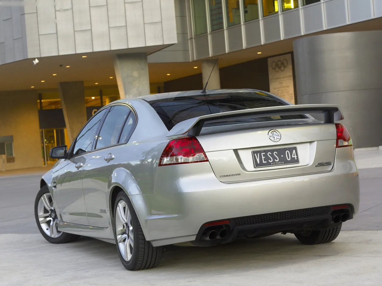 Holden VE Commodore SS (2006) – zadní tříčtvrteční pohled