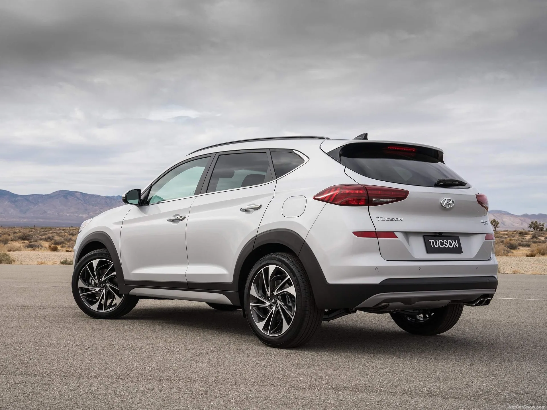 Hyundai Tucson (2019) – zadní tříčtvrteční pohled