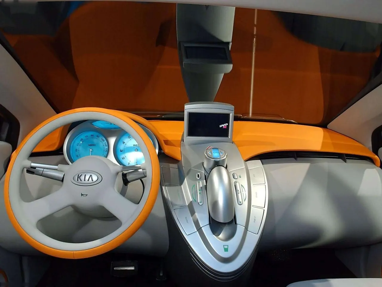 Kia KCD1 Slice Concept (2003) – interiér