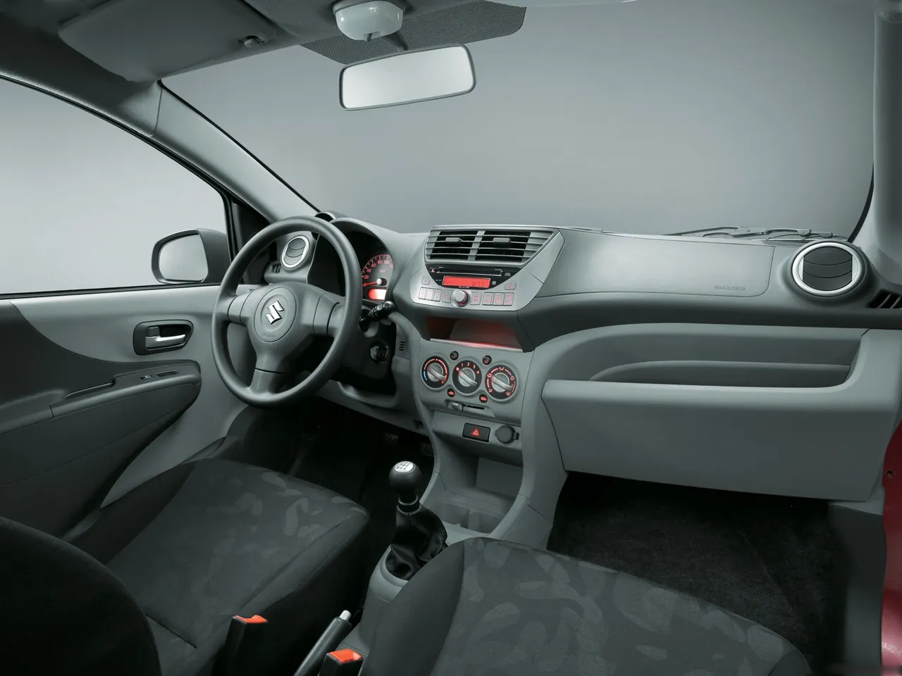 Suzuki Alto (2009) – interiér