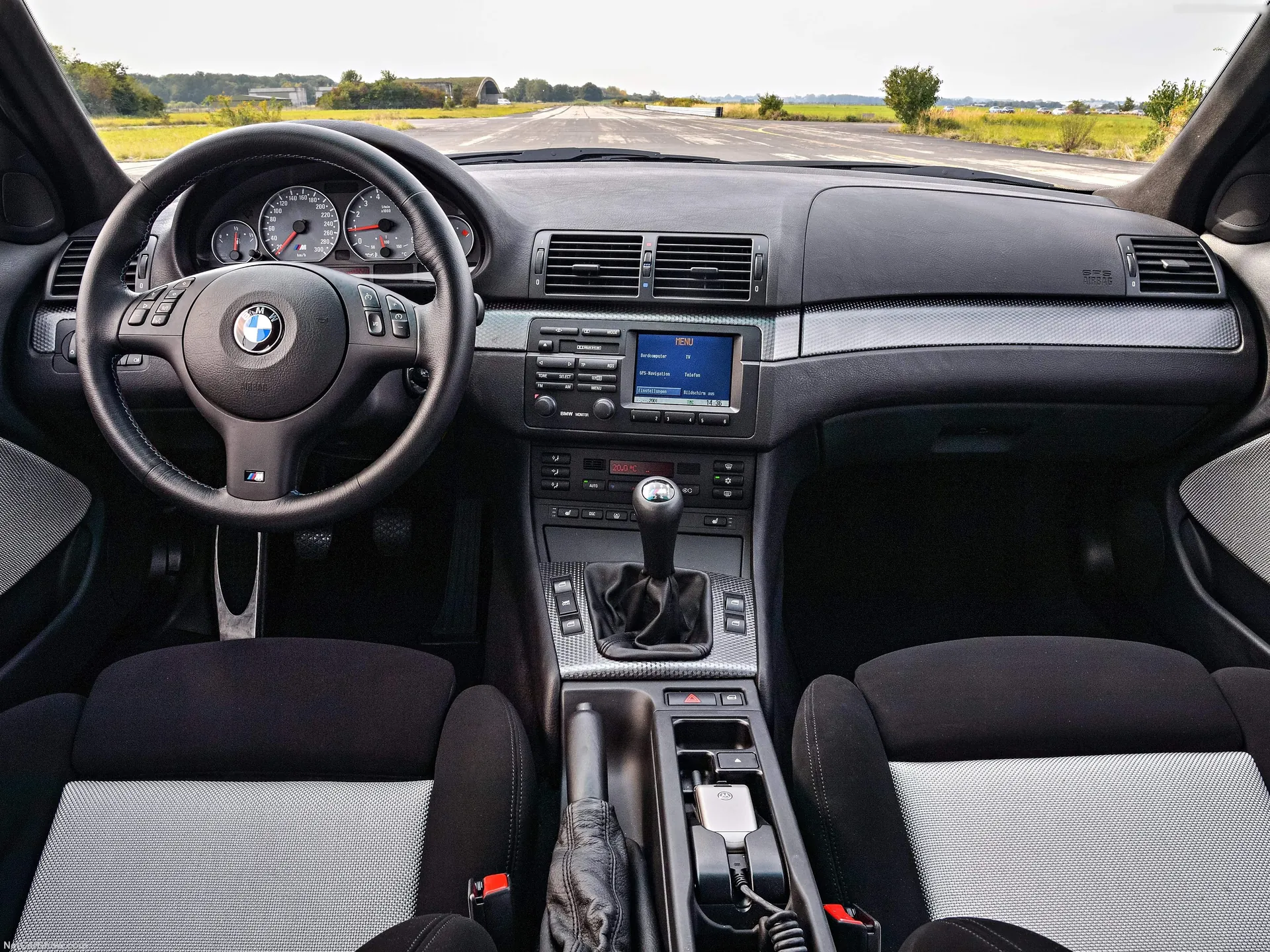 BMW M3 Touring Concept (2000) – interiér