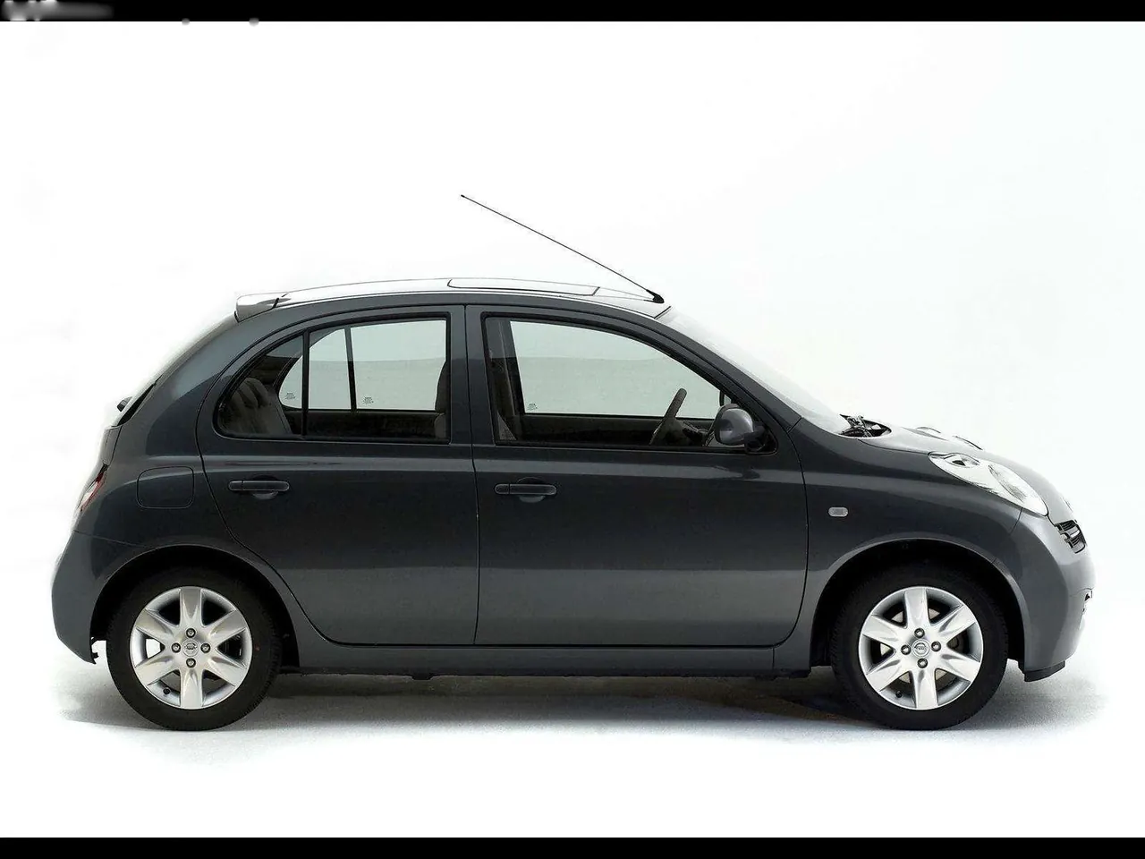 Nissan Micra (2002) – boční profil