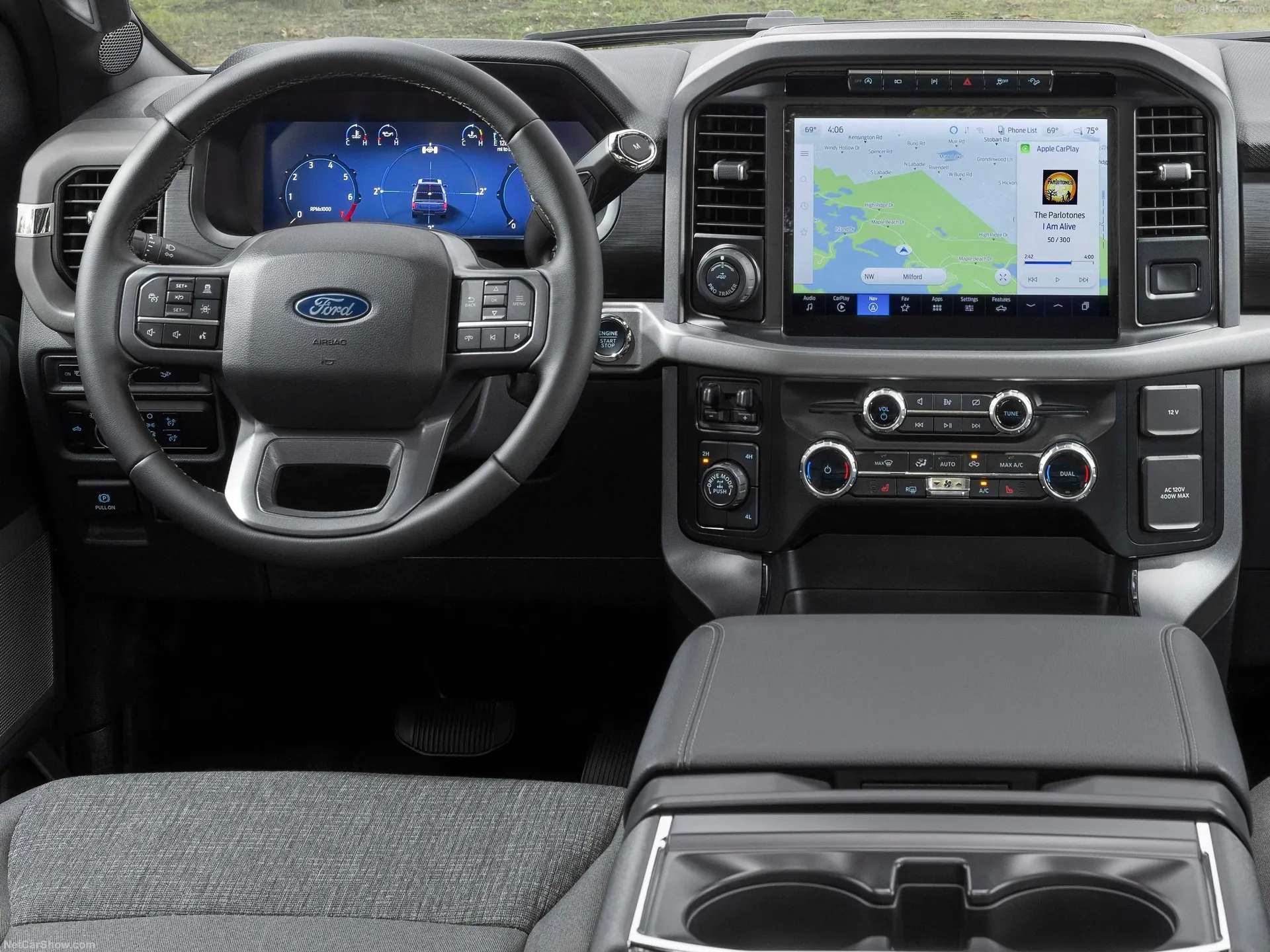 Ford F-150 (2024) – interiér