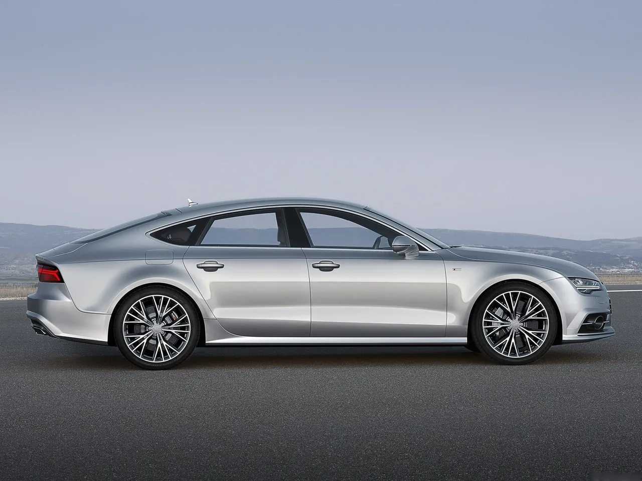 Audi A7 Sportback (2015) – boční profil