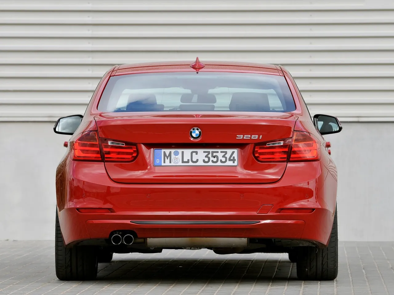 BMW 3-Series (2012) – zezadu