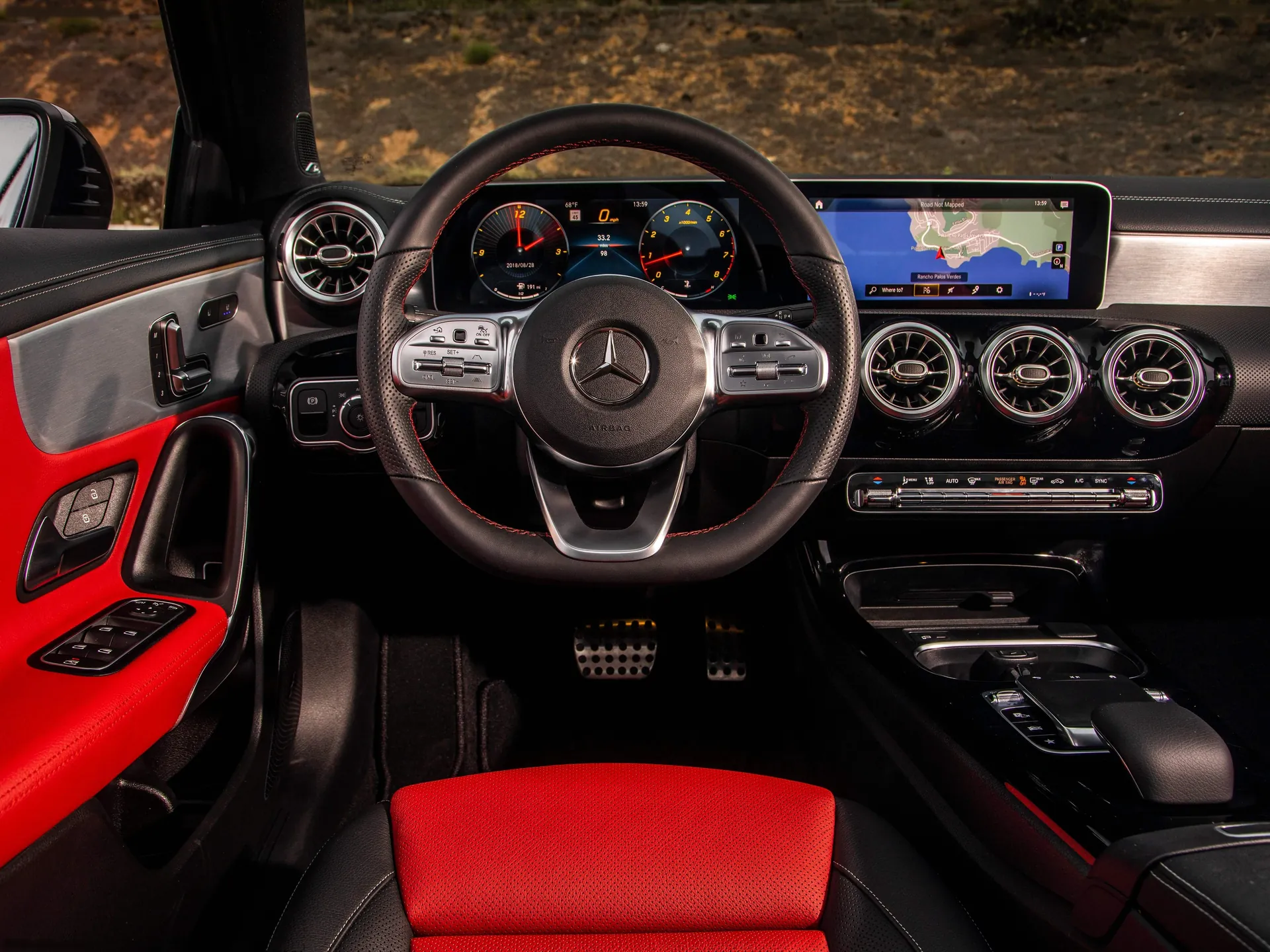 Mercedes-Benz A-Class Sedan [US] (2019) – interiér