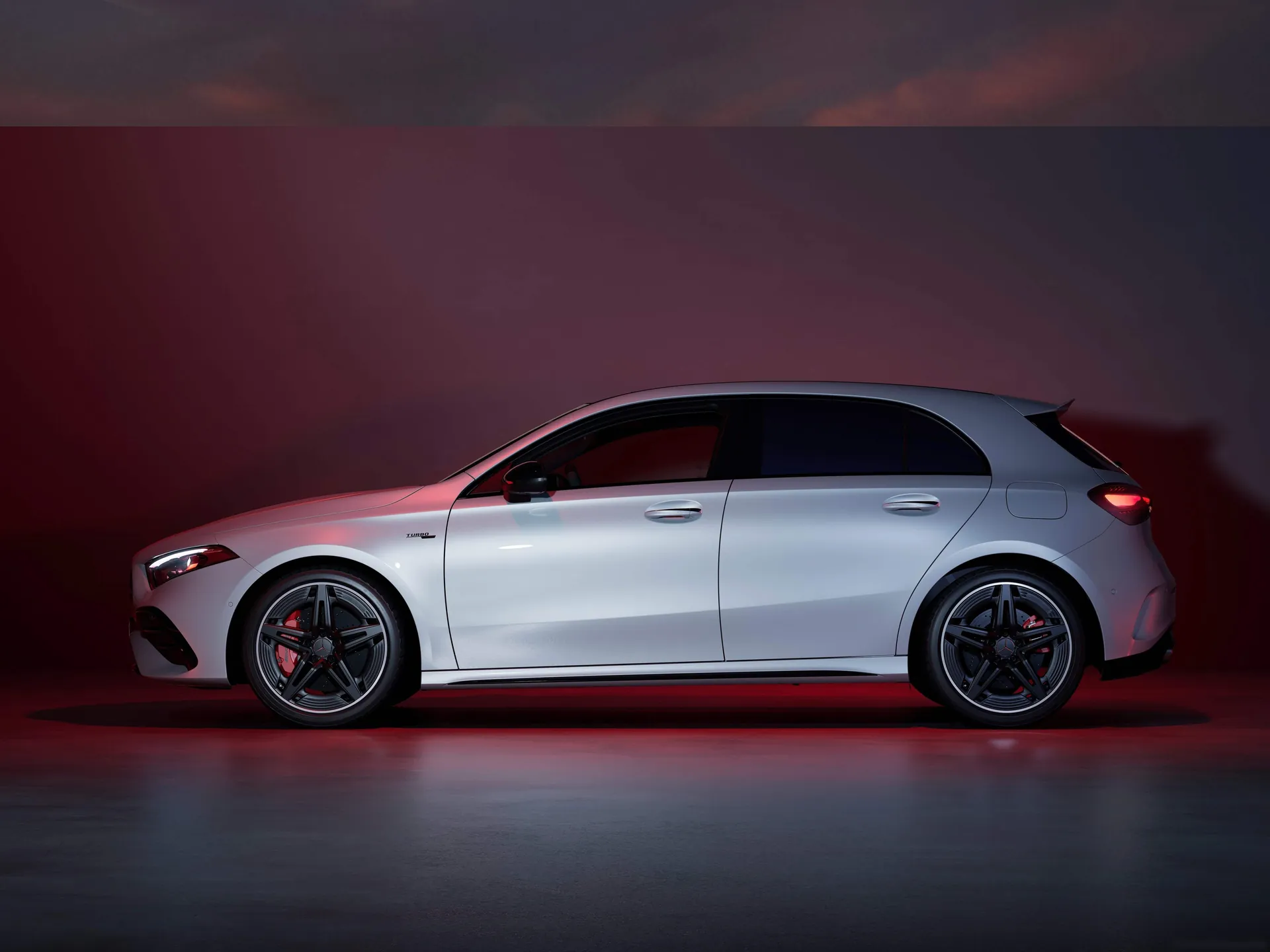 Mercedes-Benz A35 AMG 4Matic (2023) - Side Profile