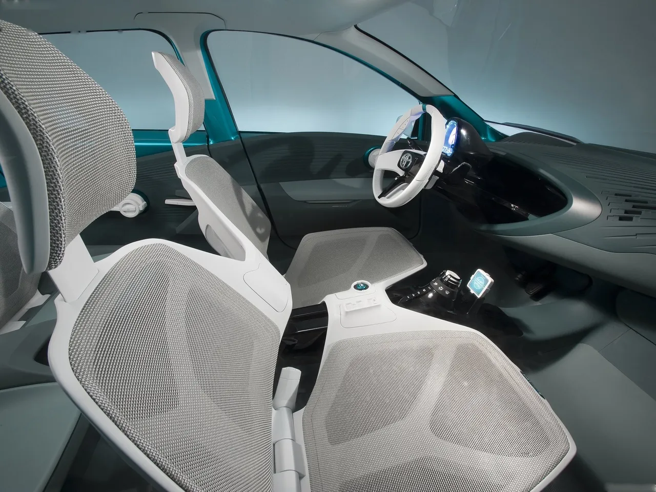 Toyota Prius C Concept (2011) – interiér