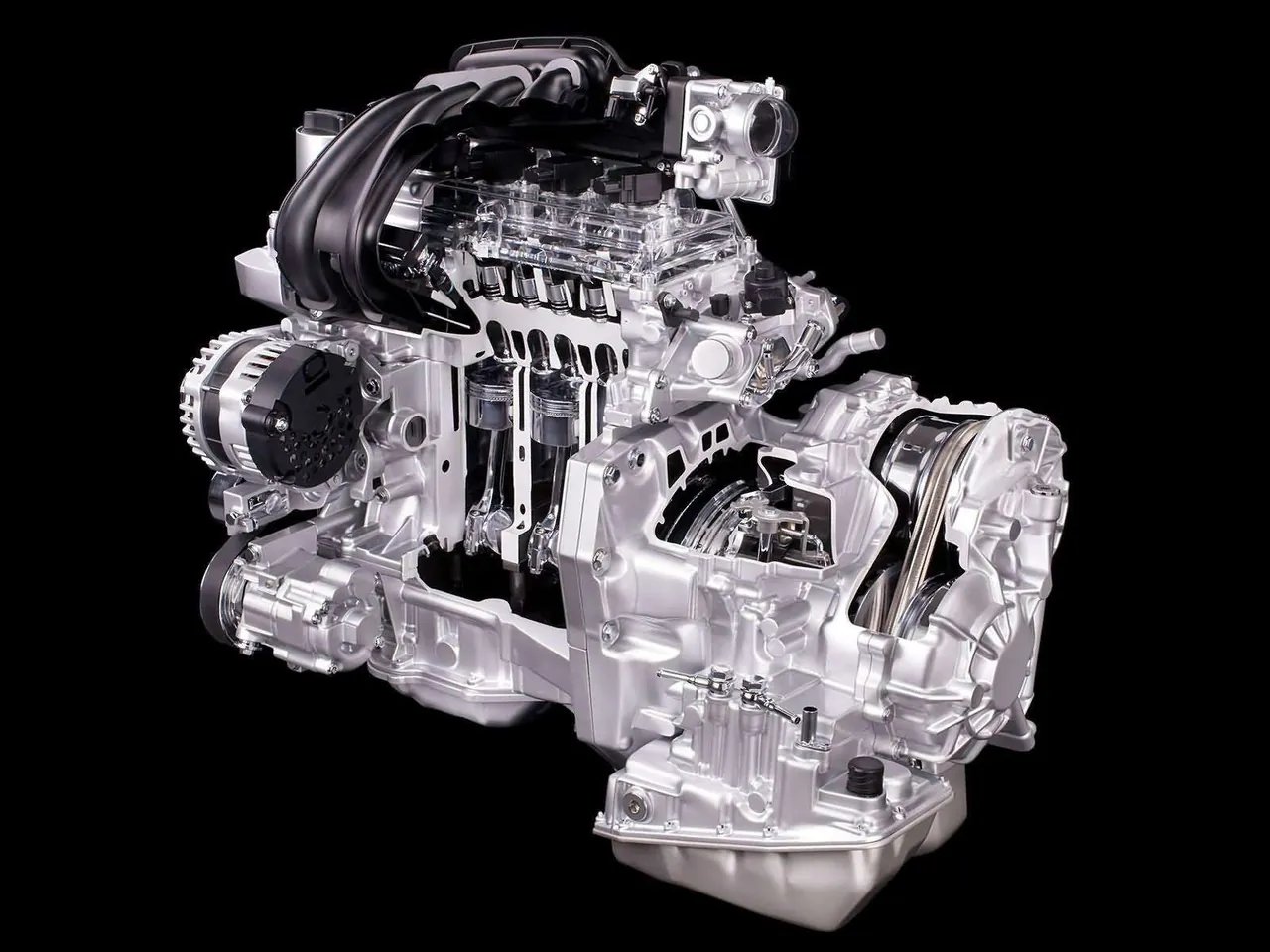 Nissan Tiida (2004) – motor