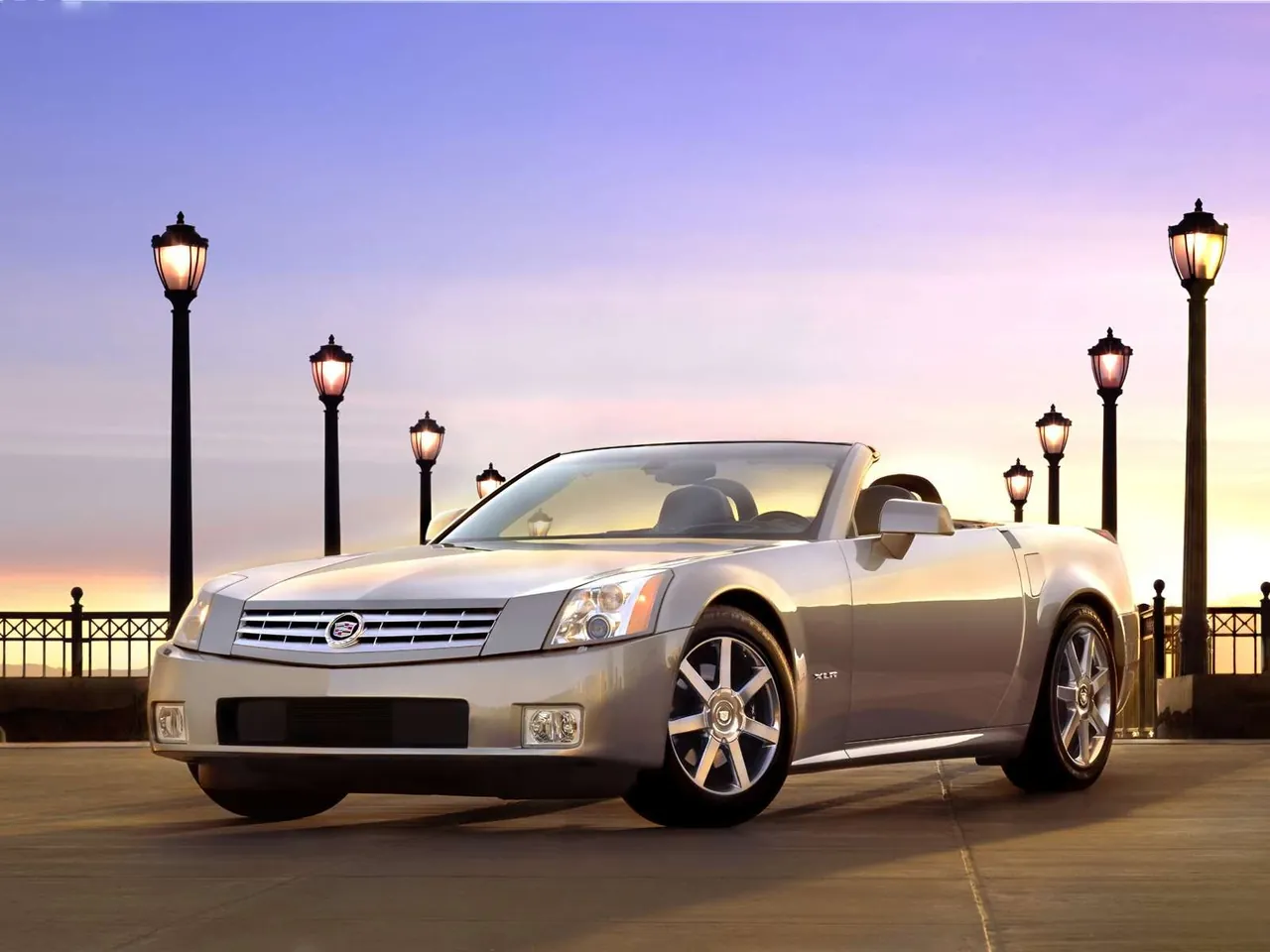 Cadillac XLR (2004)