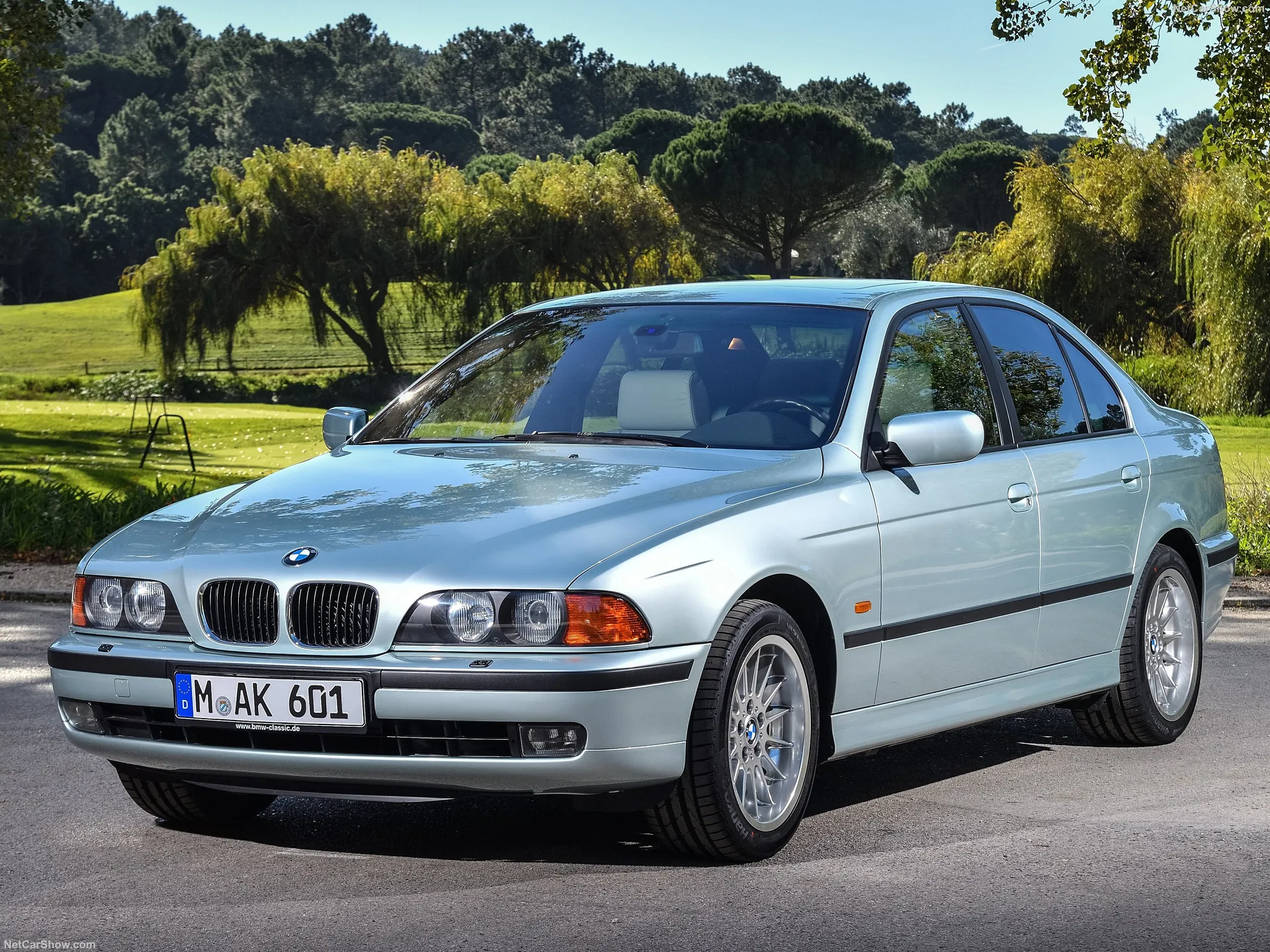 BMW 5-Series (1996)