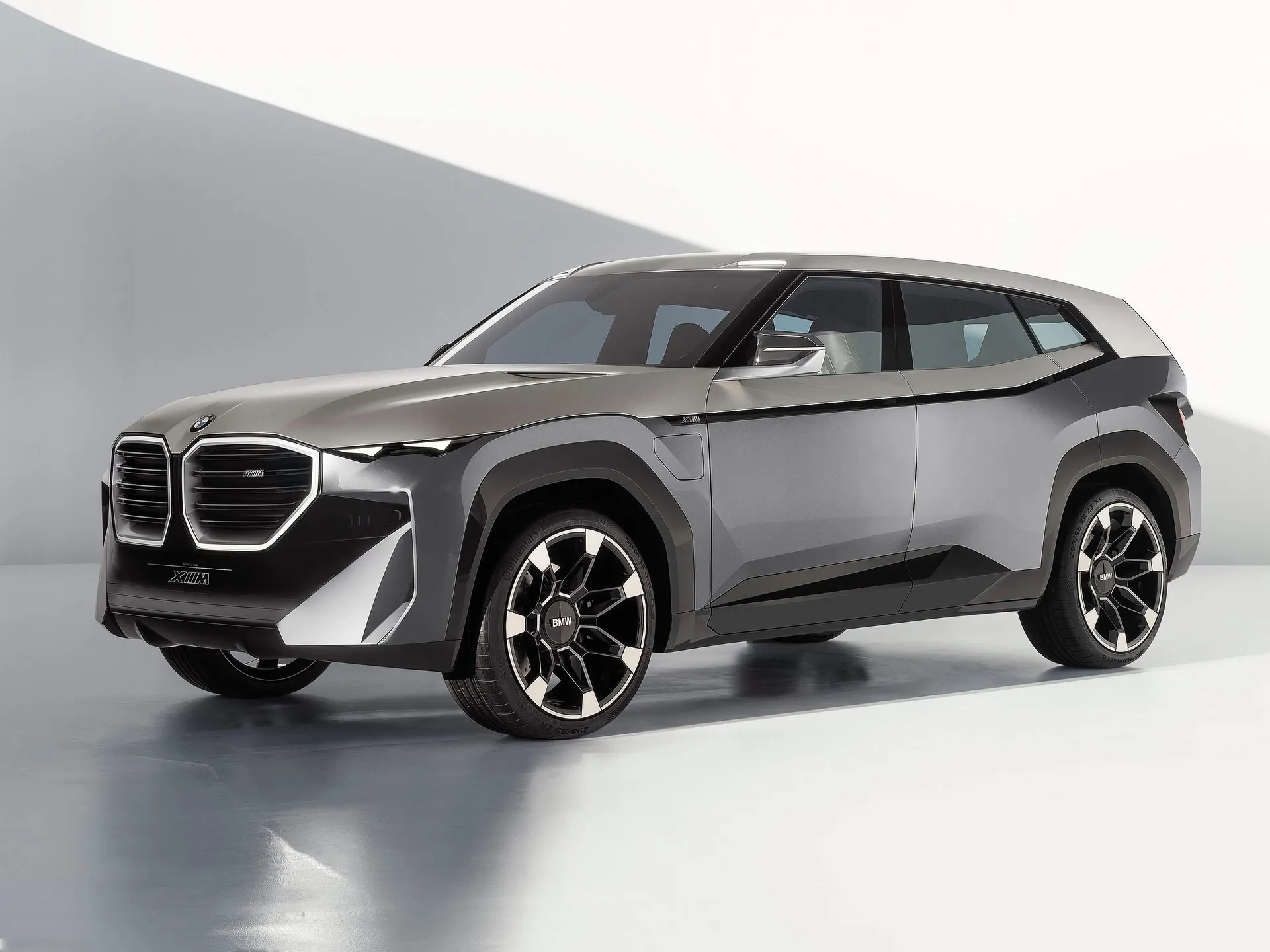 BMW XM Concept (2021)