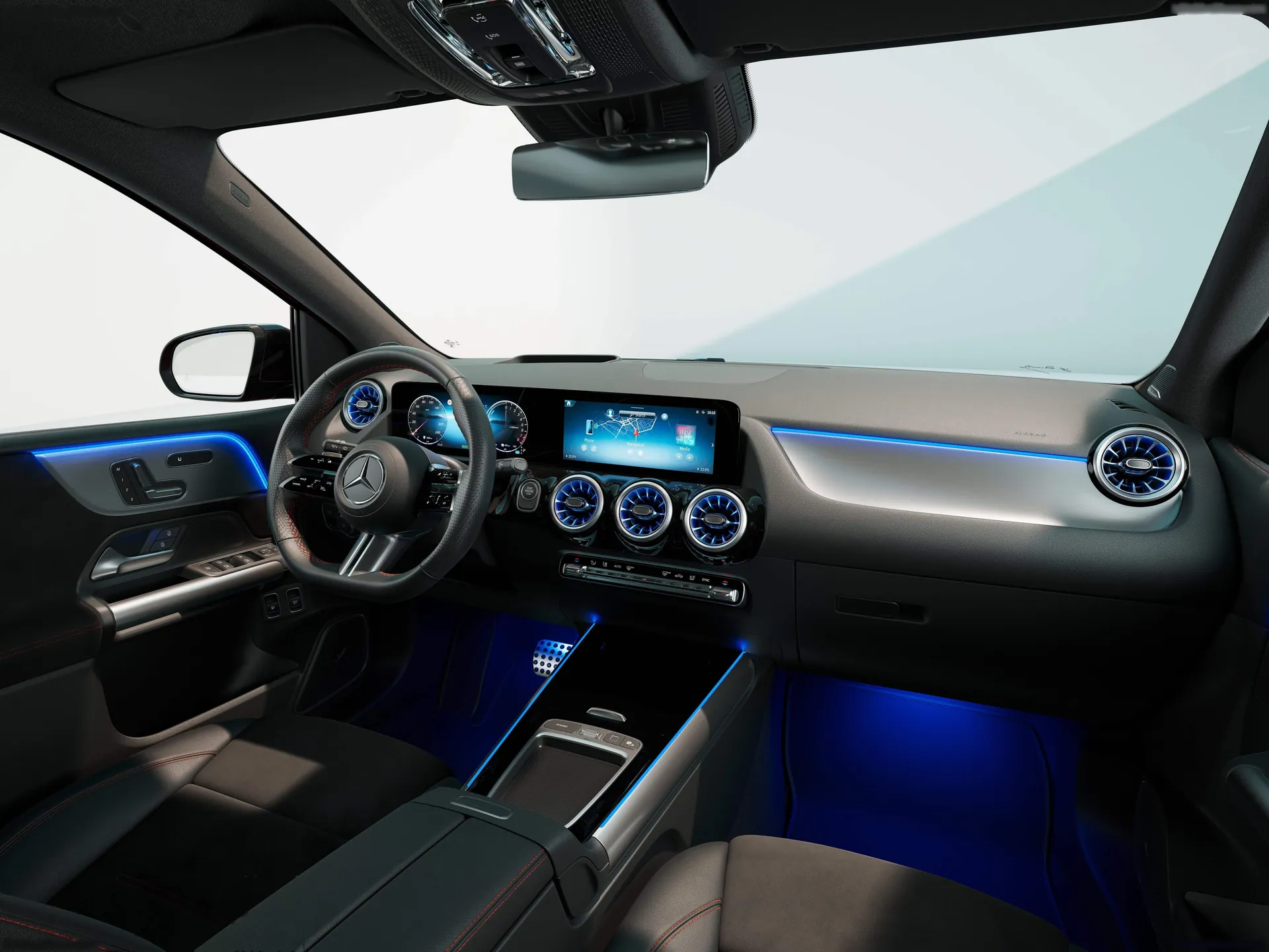 Mercedes-Benz B-Class (2023) - Interior