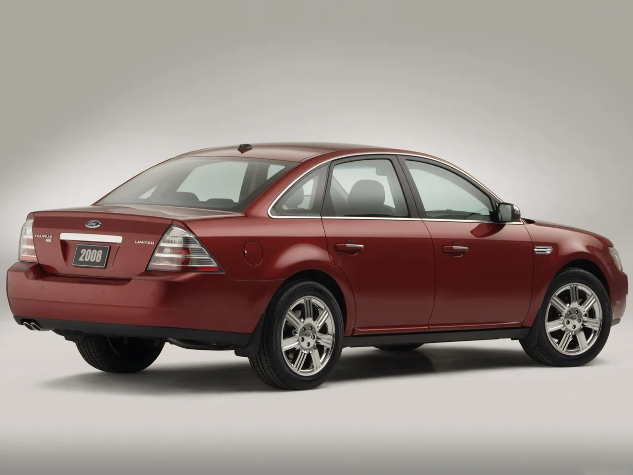 Ford Taurus (2008) – zadní tříčtvrteční pohled