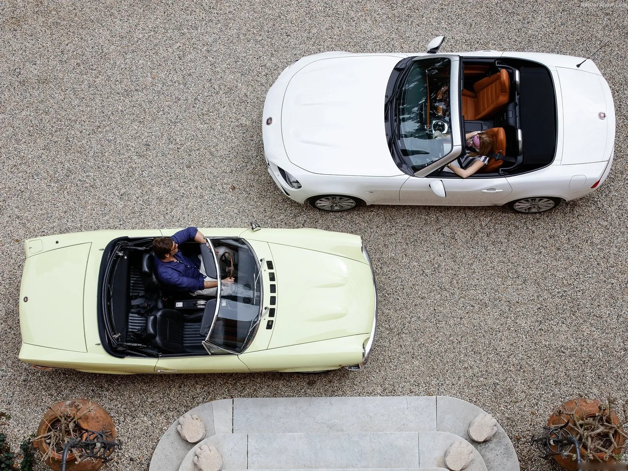 Fiat 124 Sport Spider (1969) - Top view