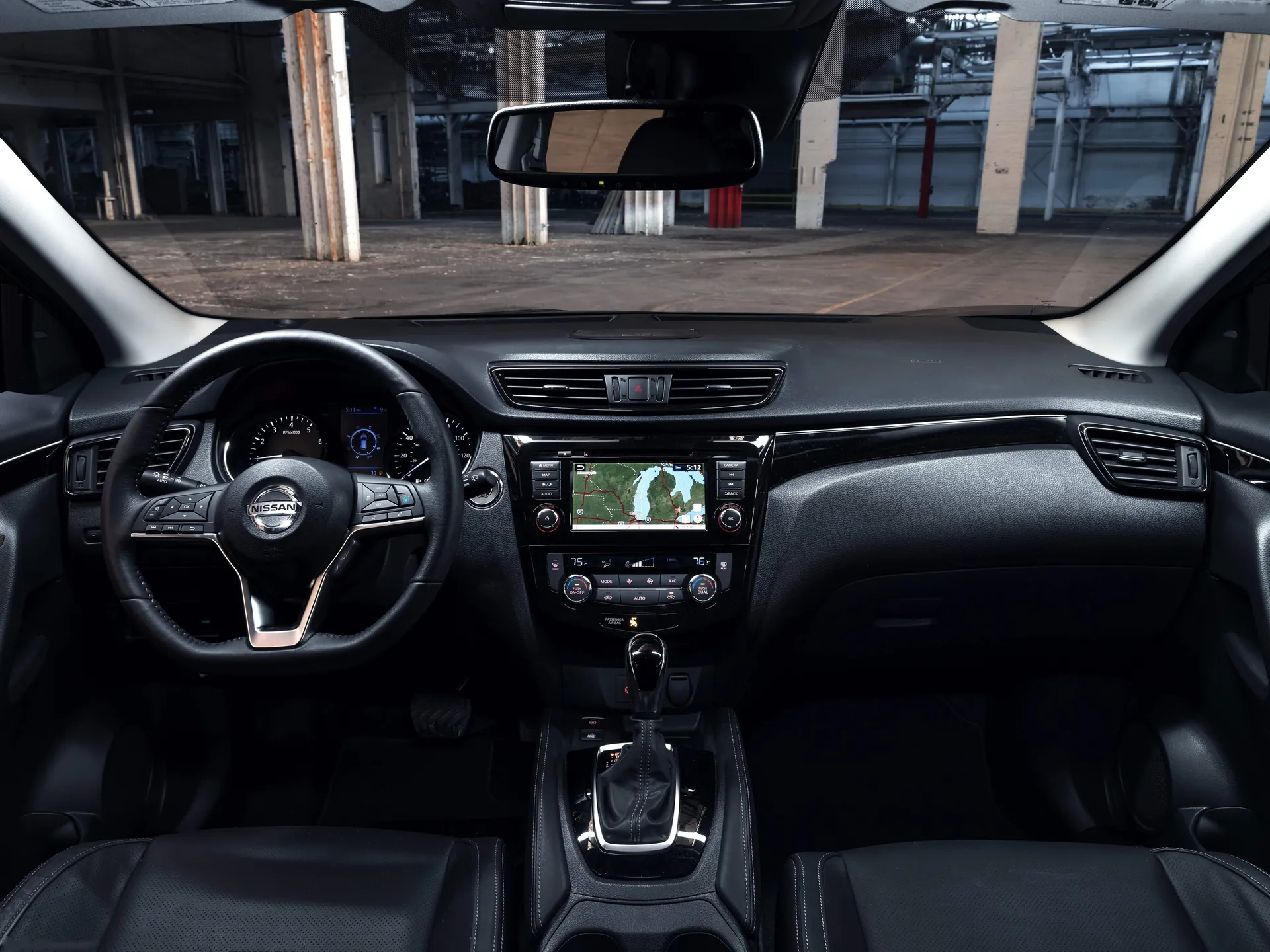 Nissan Rogue Sport (2020) - Interior