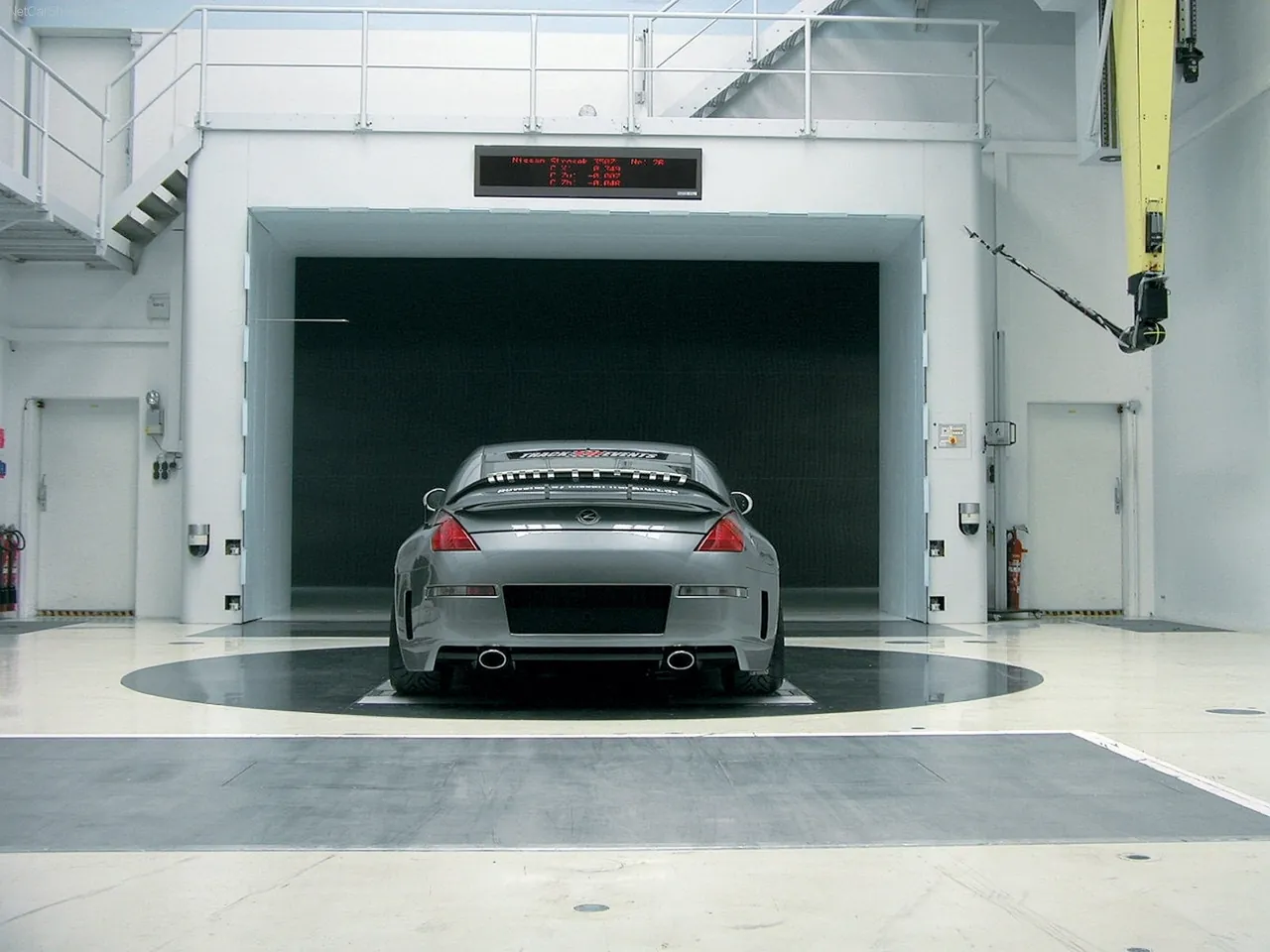Strosek Nissan 350Z (2006) – zezadu