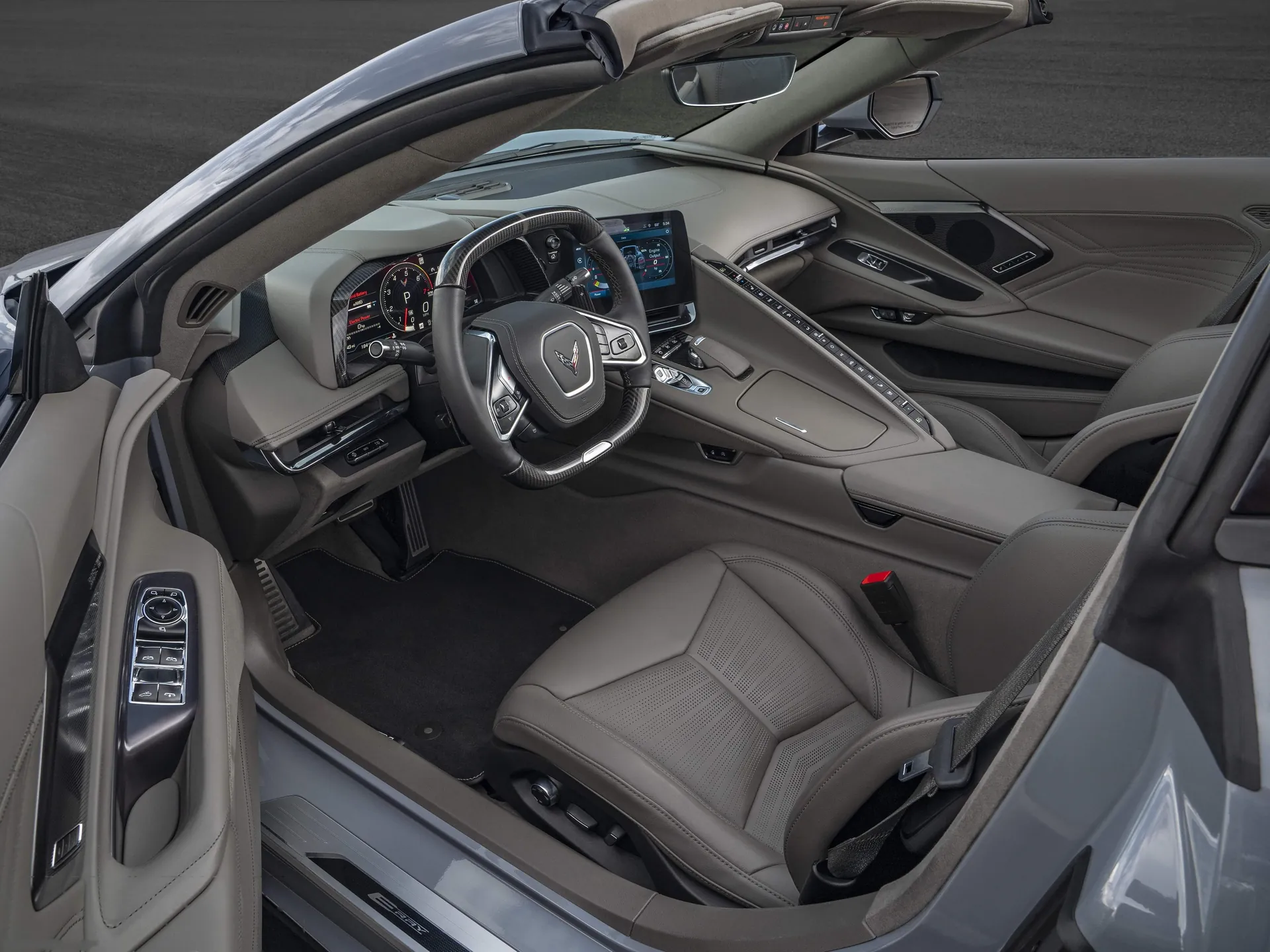 Chevrolet Corvette E-Ray Convertible (2024) – interiér