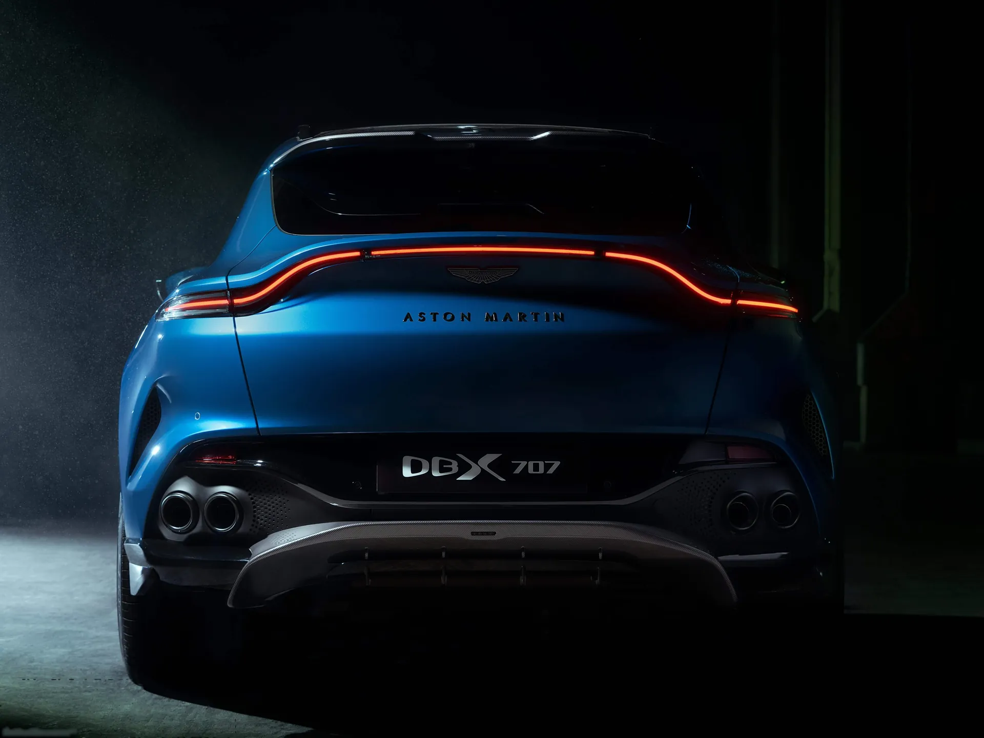 Aston Martin DBX707 (2023) - Rear