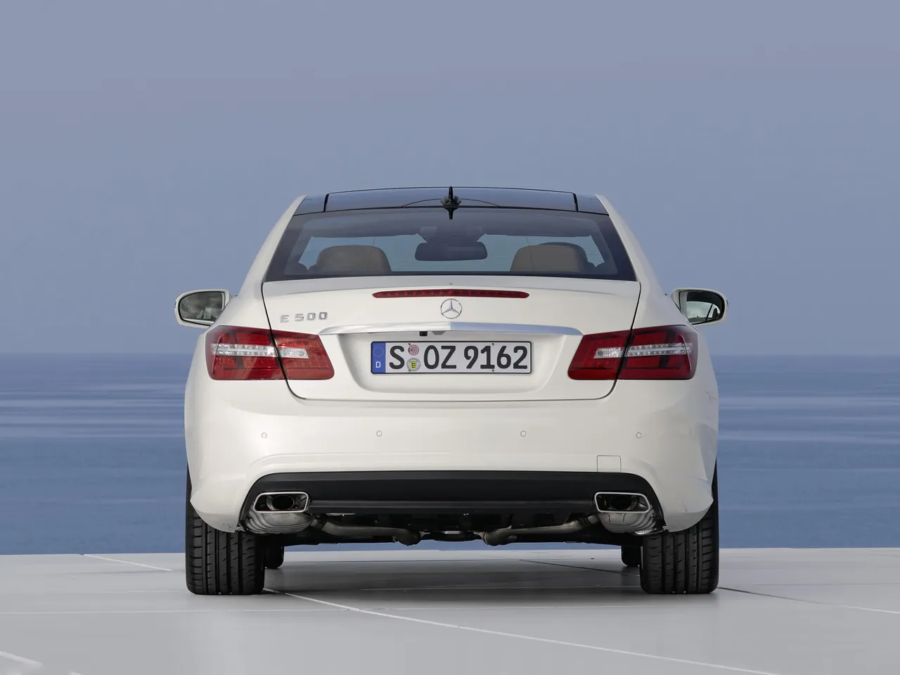 Mercedes-Benz E-Class Coupe (2010) - Rear