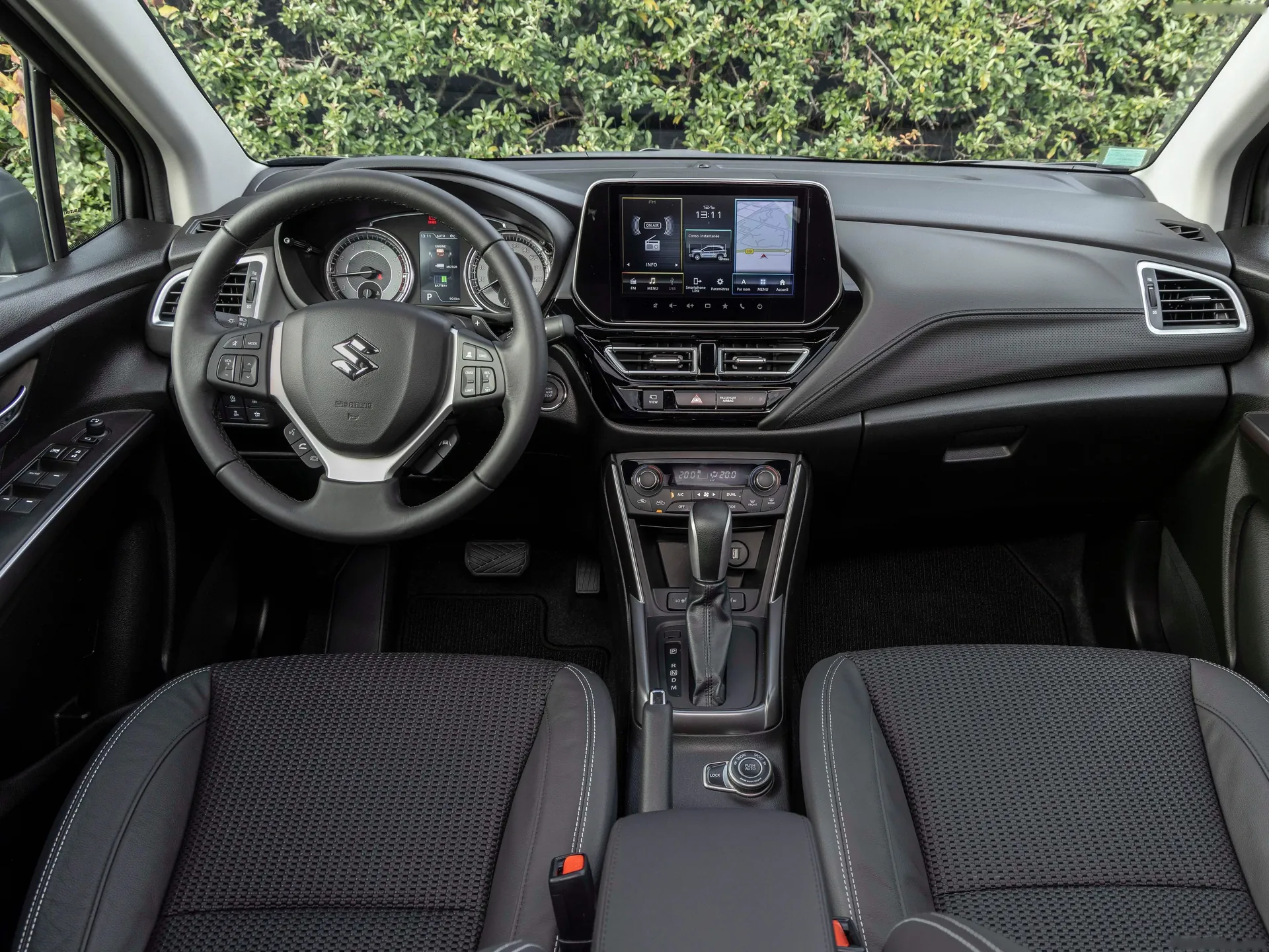 Suzuki S-Cross (2022) – interiér