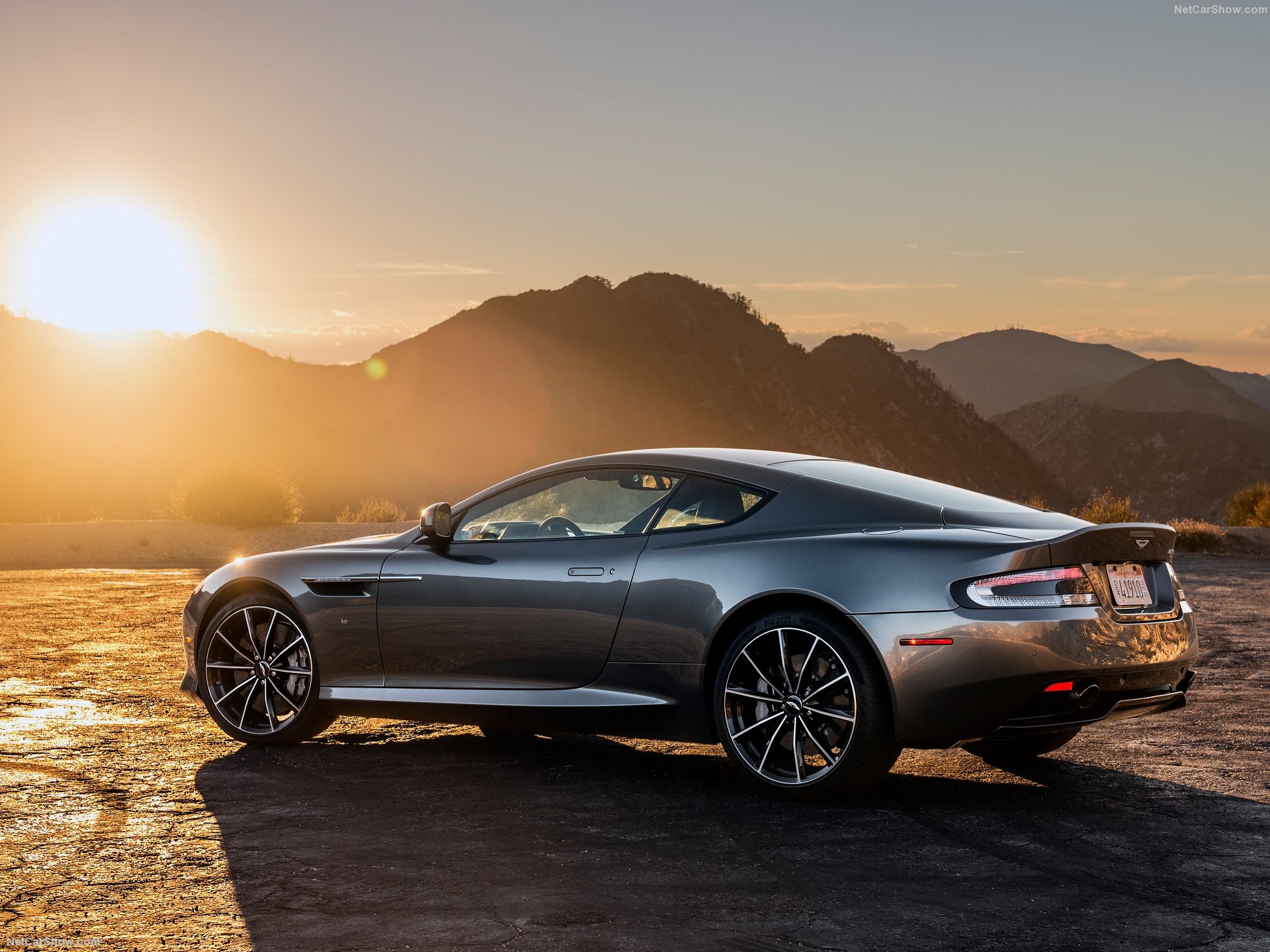 Aston Martin DB9 GT (2016) – zadní tříčtvrteční pohled
