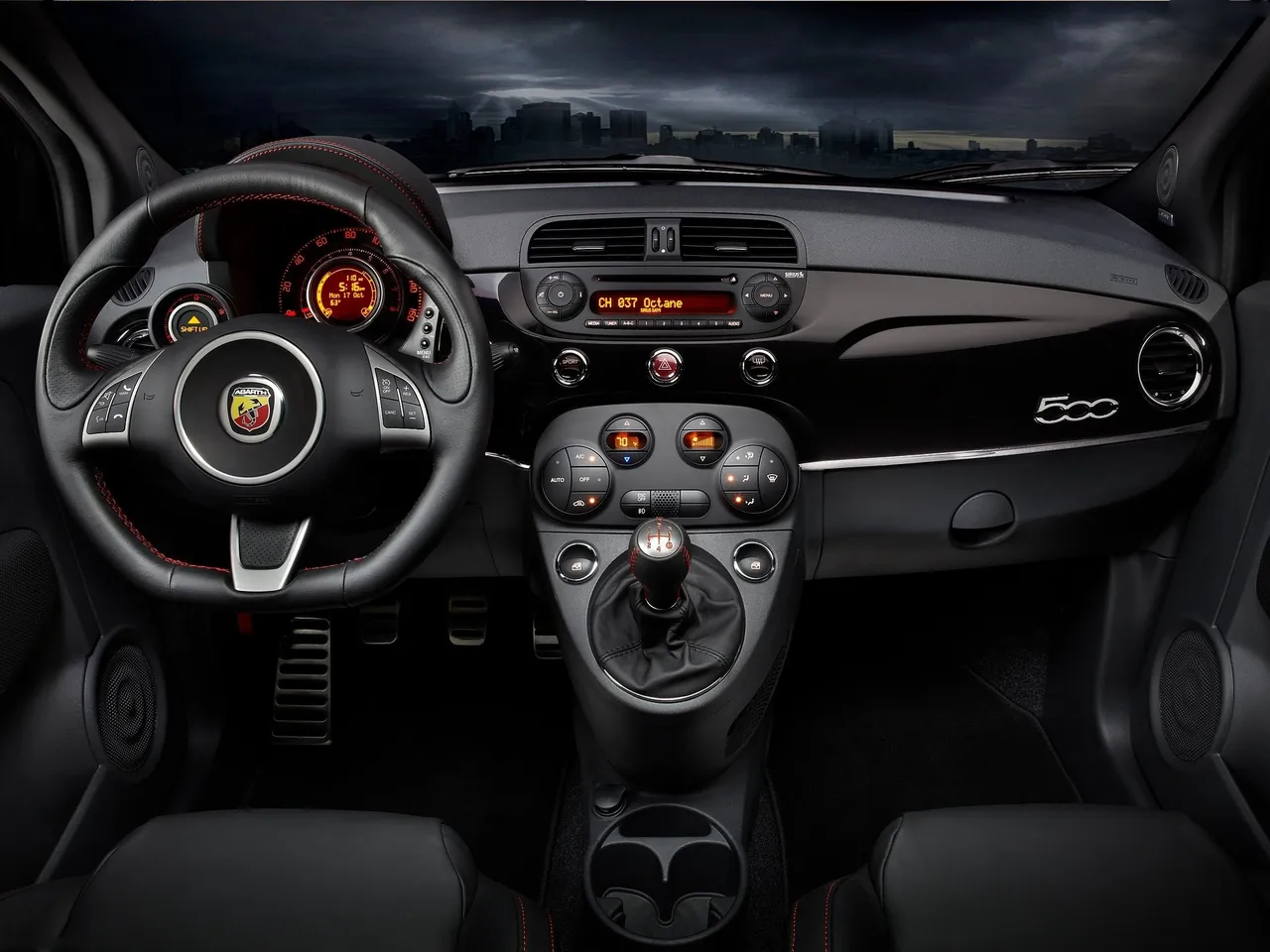 Fiat 500 Abarth (2012) - Interior