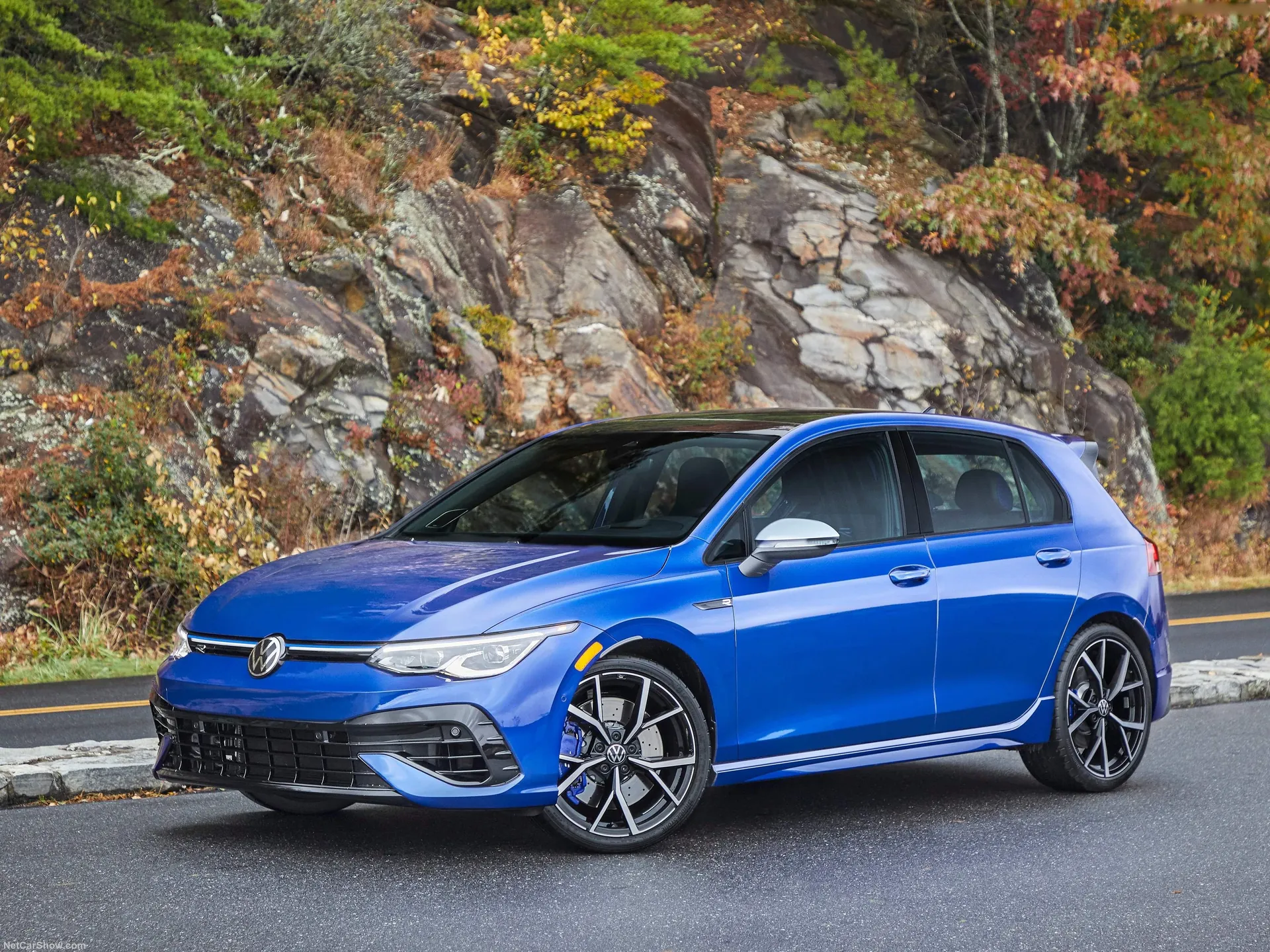Volkswagen Golf R [US] (2022)