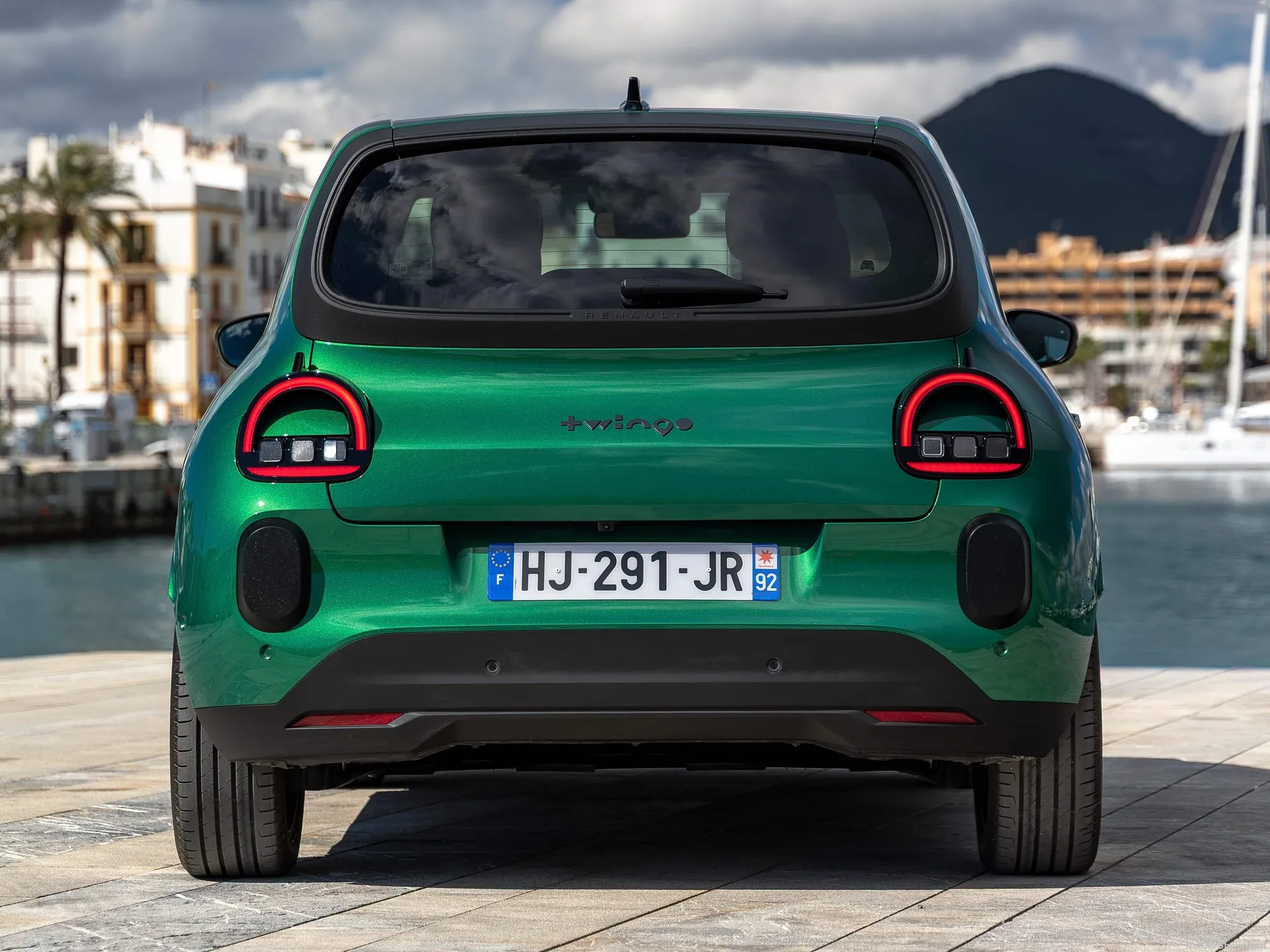 Renault Twingo E-Tech EV (2027) – zezadu