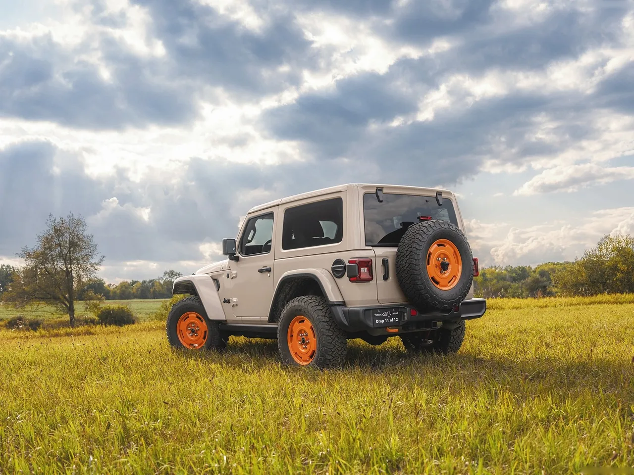 Jeep Wrangler JL-2A (2027) – zadní tříčtvrteční pohled