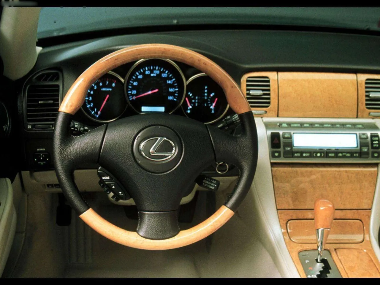 Lexus Sport Coupe Concept (2000) – interiér