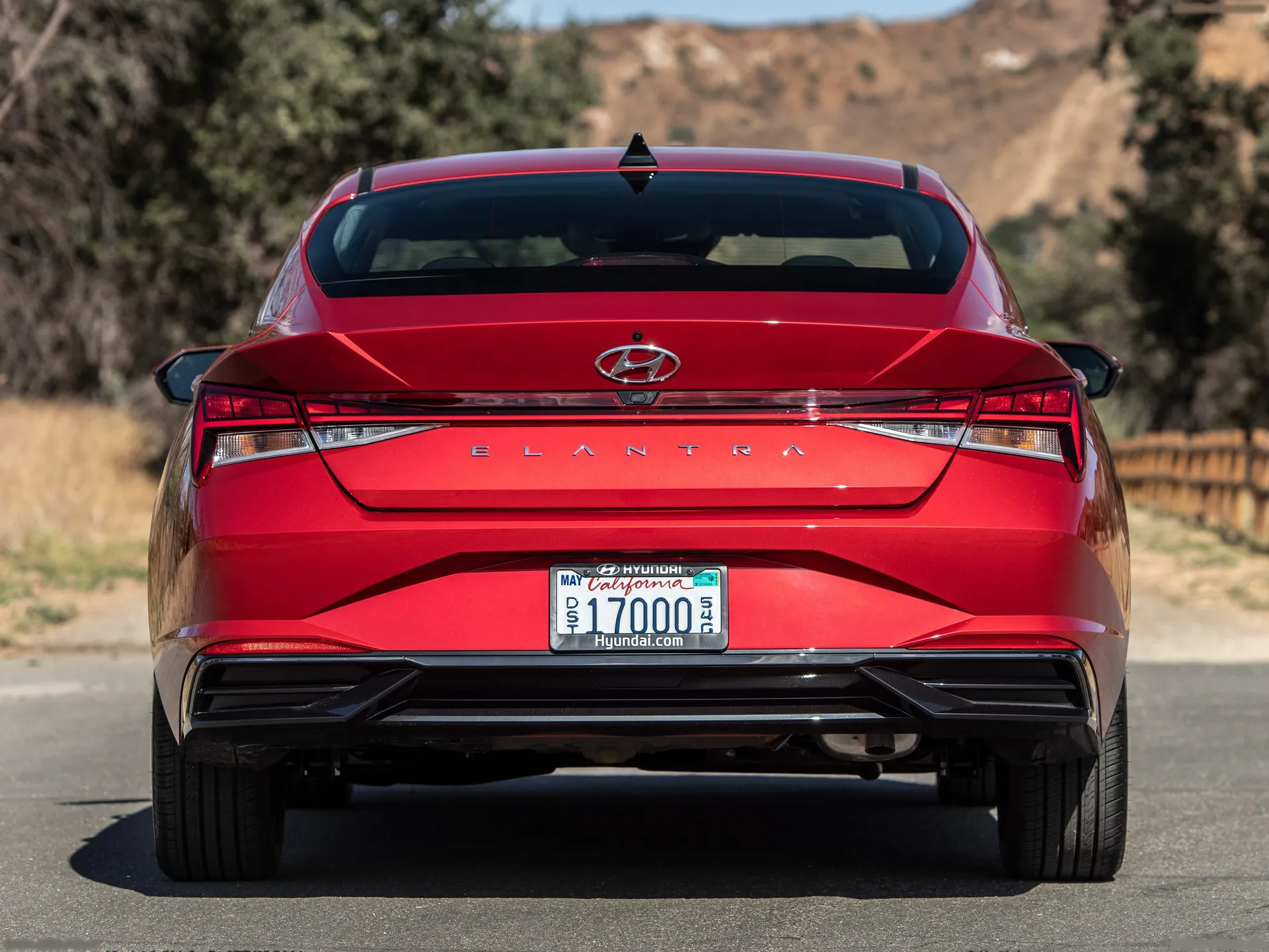 Hyundai Elantra (2021) – zezadu