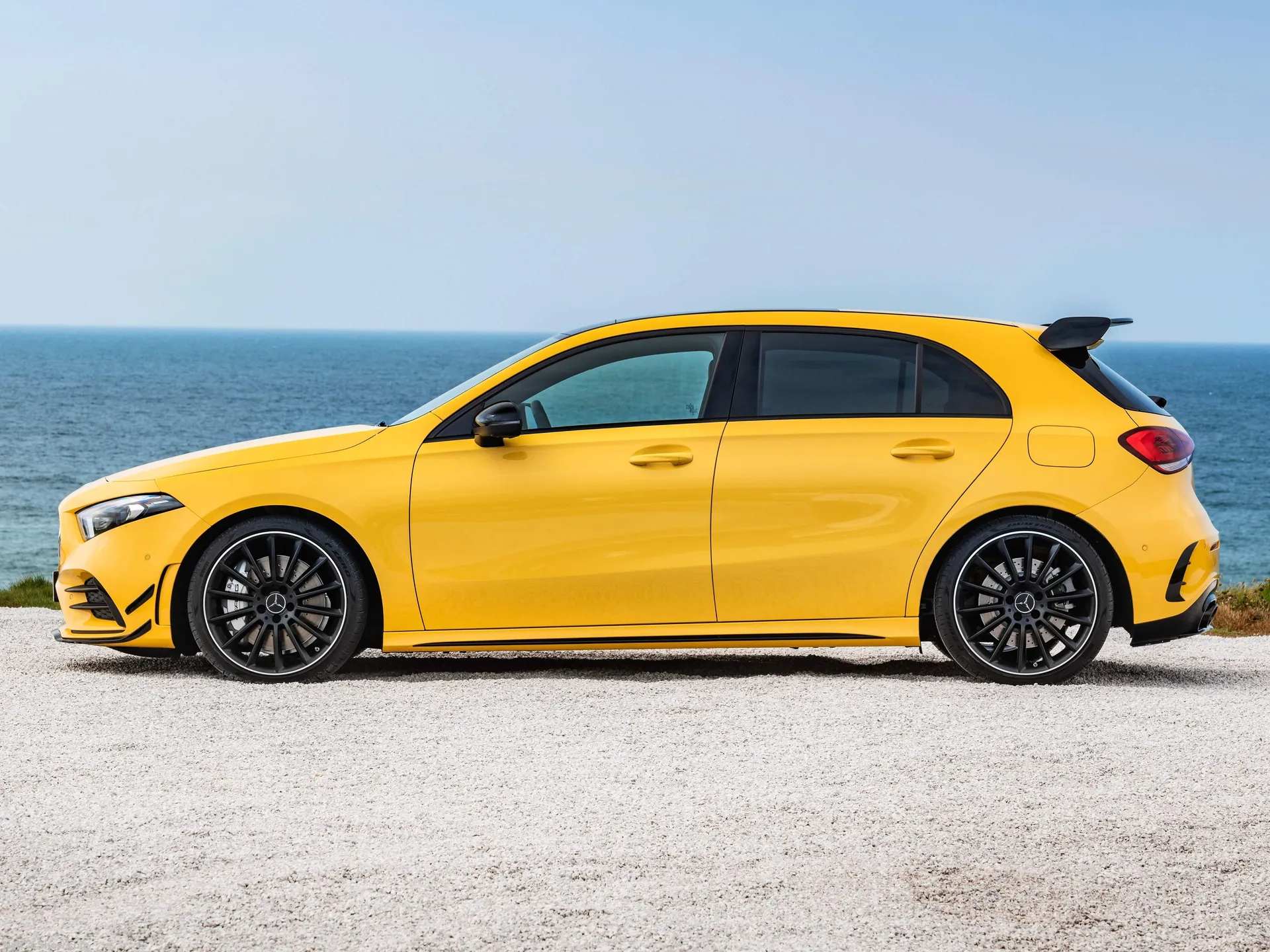 Mercedes-Benz A35 AMG 4Matic (2019) - Side Profile