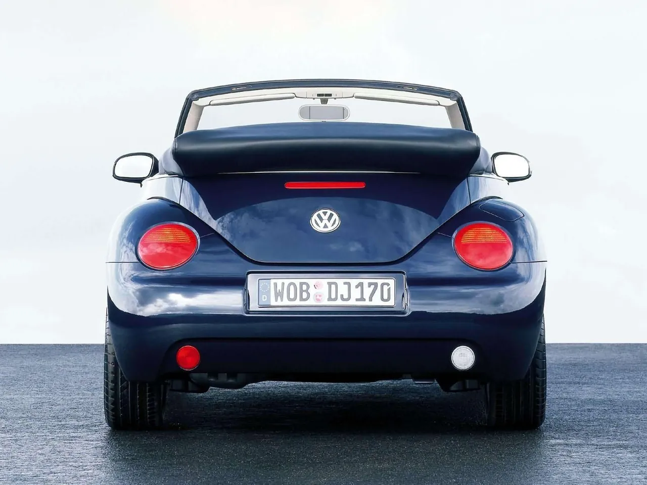 Volkswagen New Beetle Cabriolet (2003) - Rear